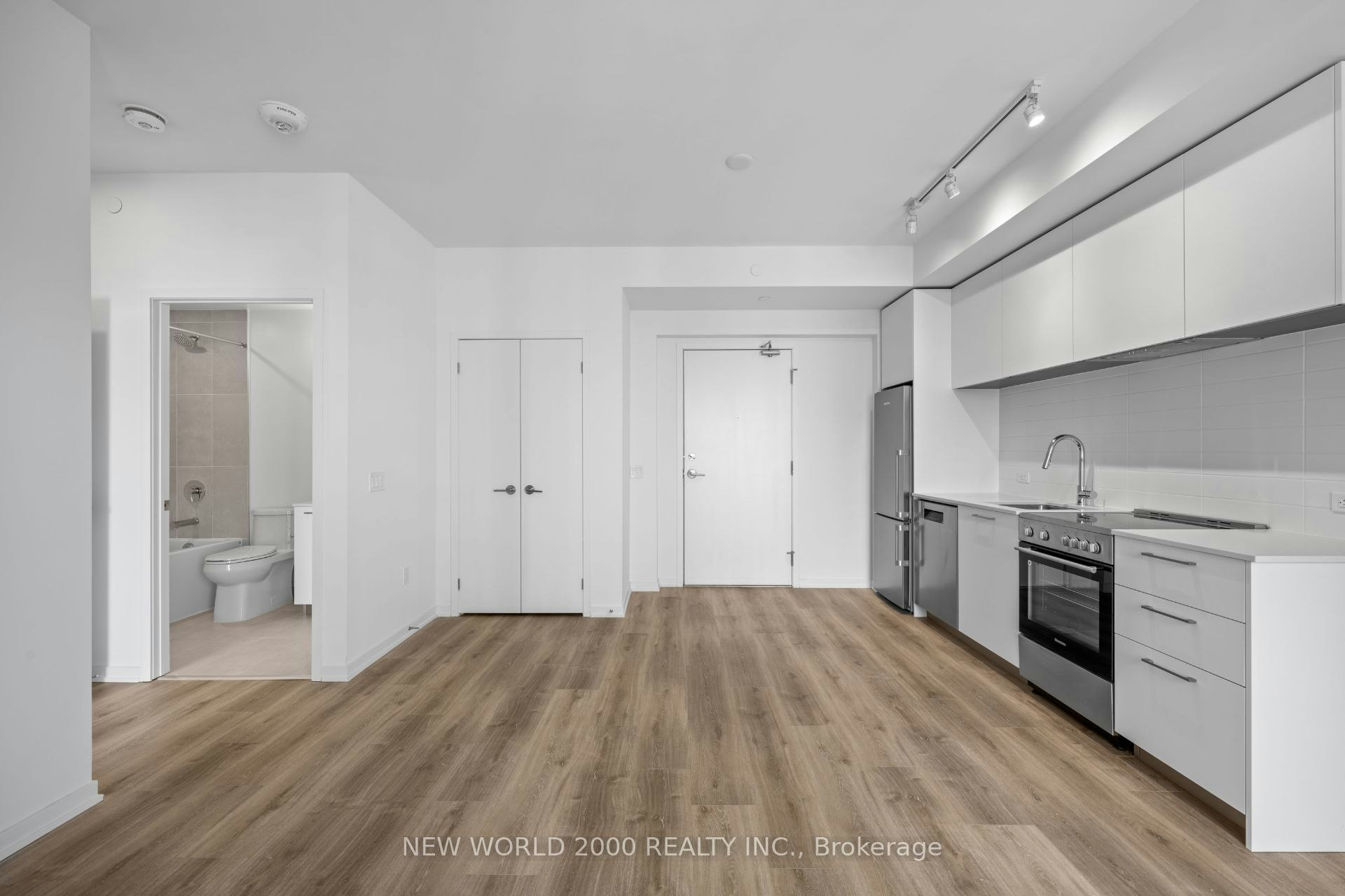 2513-101 Roehampton Avenue, Toronto, ON, M4P 2W2 - 10