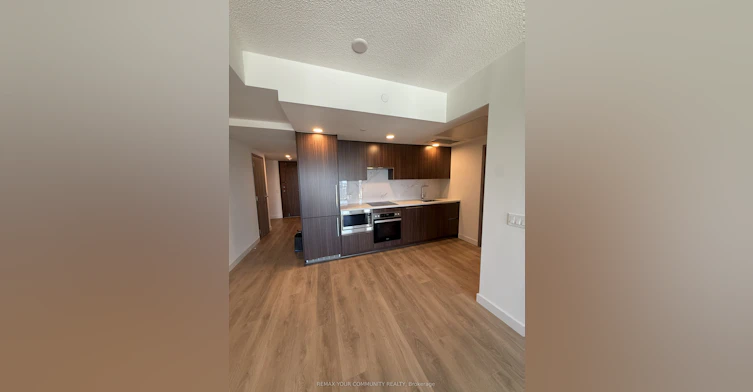 5808-3 Concord Cityplace Way, Toronto, ON, M5V 0X4