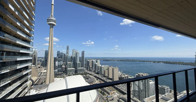 5808-3 Concord Cityplace Way, Toronto, ON, M5V 0X4 - 7