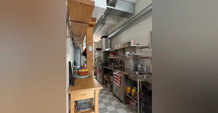 200-173 King Street E, Toronto, ON, M5A 1J4 - 25