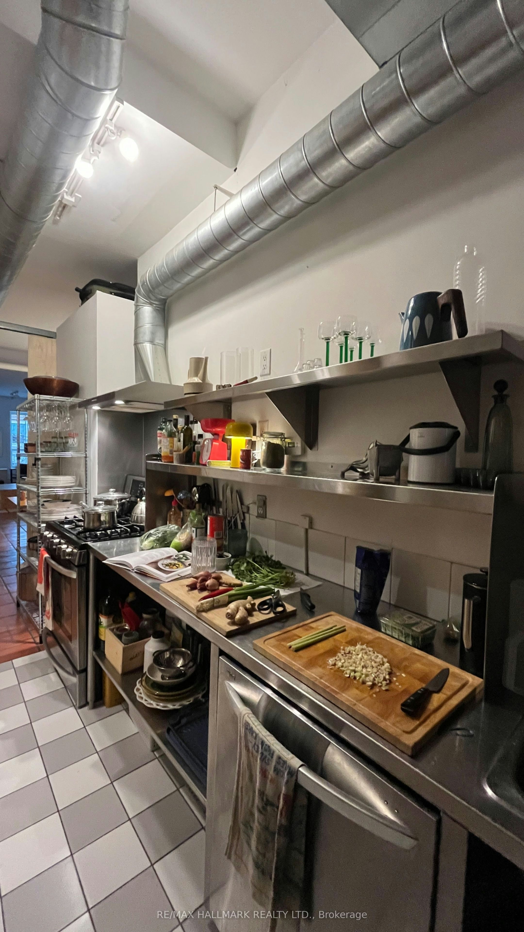 200-173 King Street E, Toronto, ON, M5A 1J4 - 17
