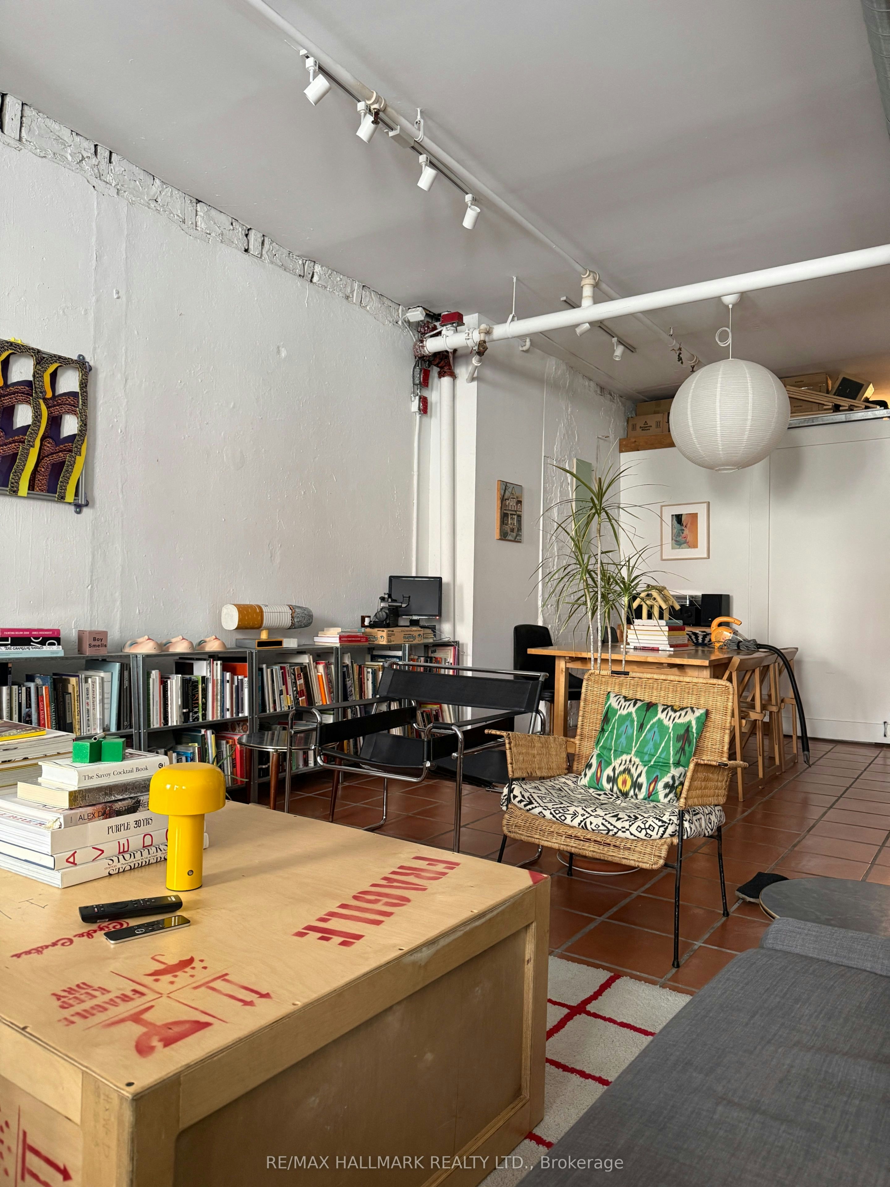 200-173 King Street E, Toronto, ON, M5A 1J4 - 6