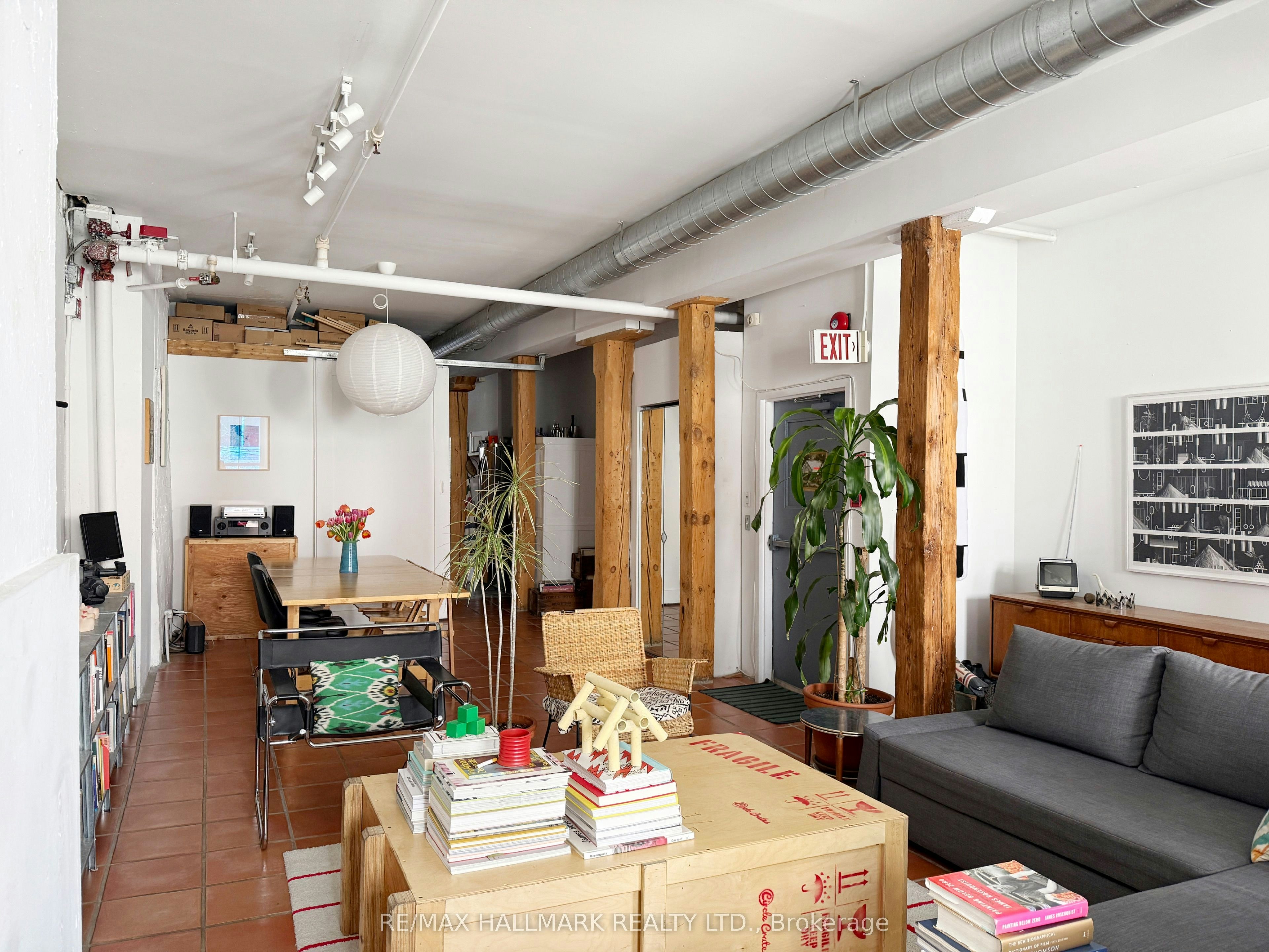 200-173 King Street E, Toronto, ON, M5A 1J4 - 4