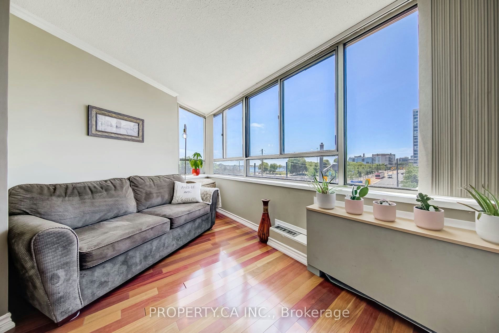302-270 Queens Quay W, Toronto, ON, M5J 2N4 - 10