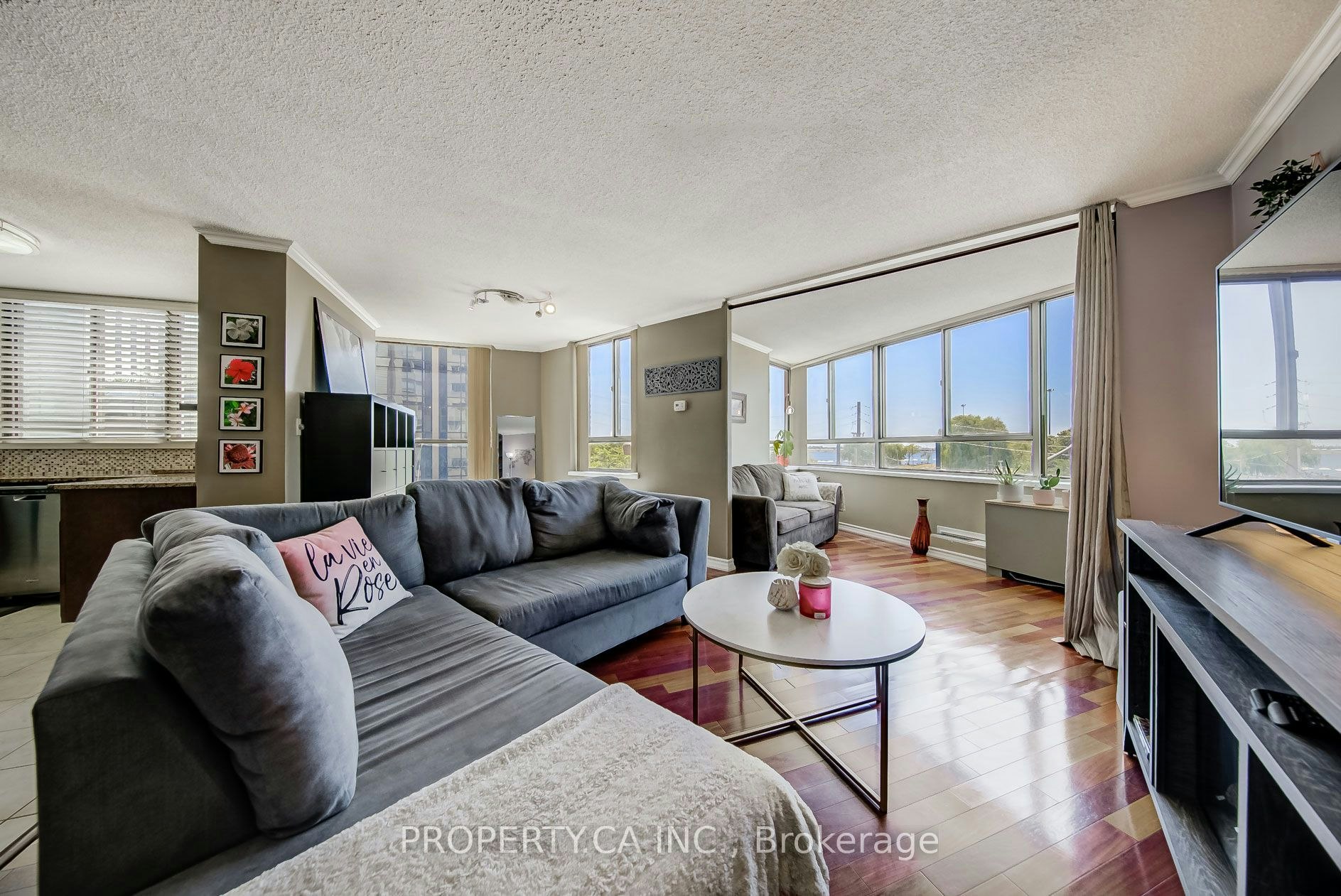 302-270 Queens Quay W, Toronto, ON, M5J 2N4 - 5