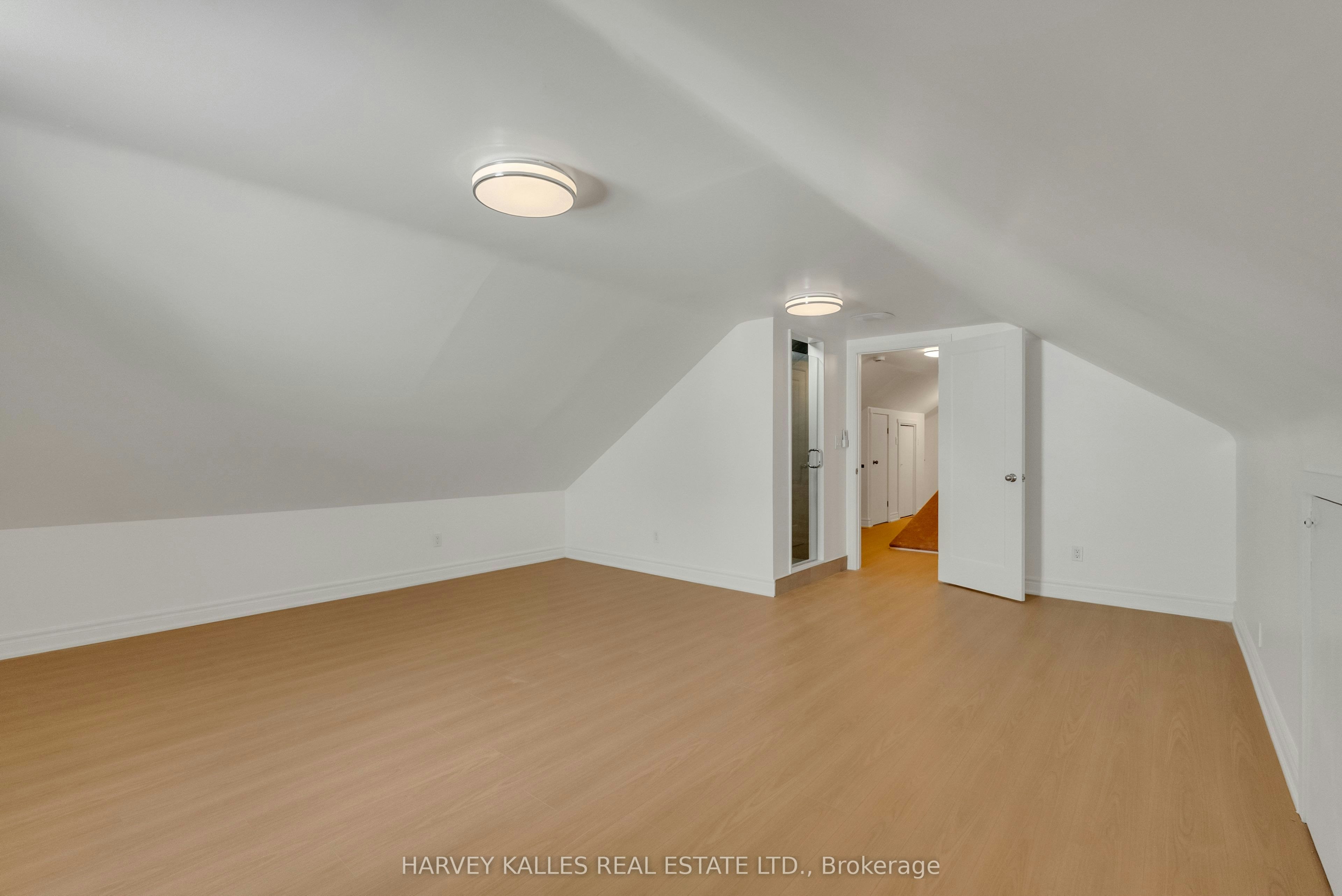 106 Florence Avenue, Toronto, ON, M2N 1G3 - 16