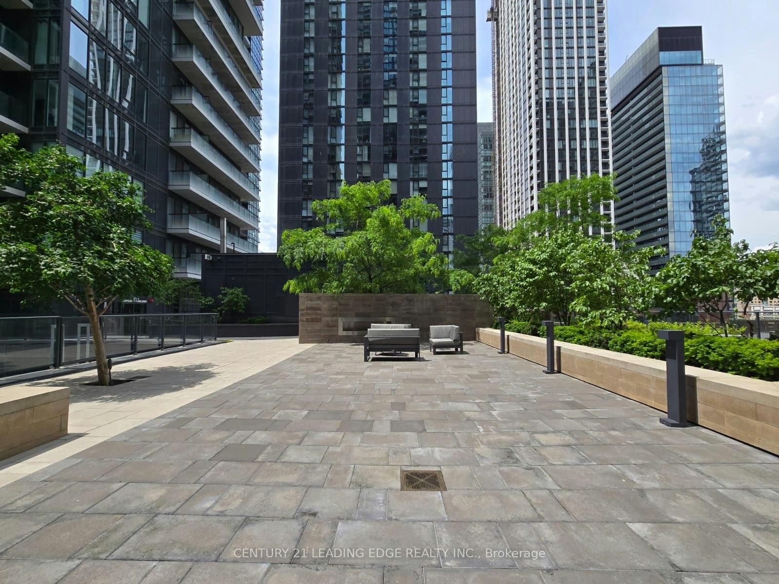 3303-125 Blue Jays Way, Toronto, ON, M5V 0N5 - 8