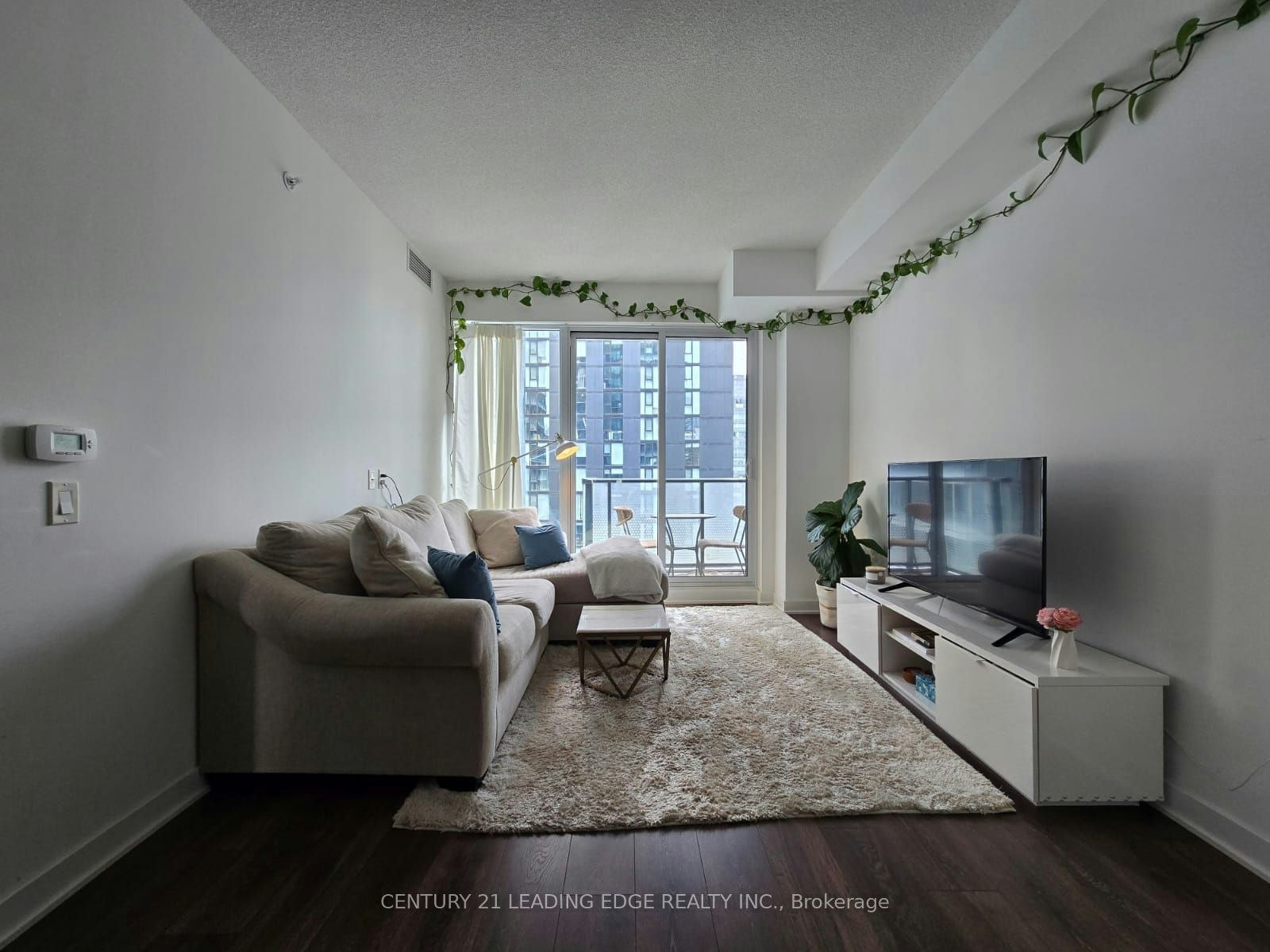 3303-125 Blue Jays Way, Toronto, ON, M5V 0N5 - 16