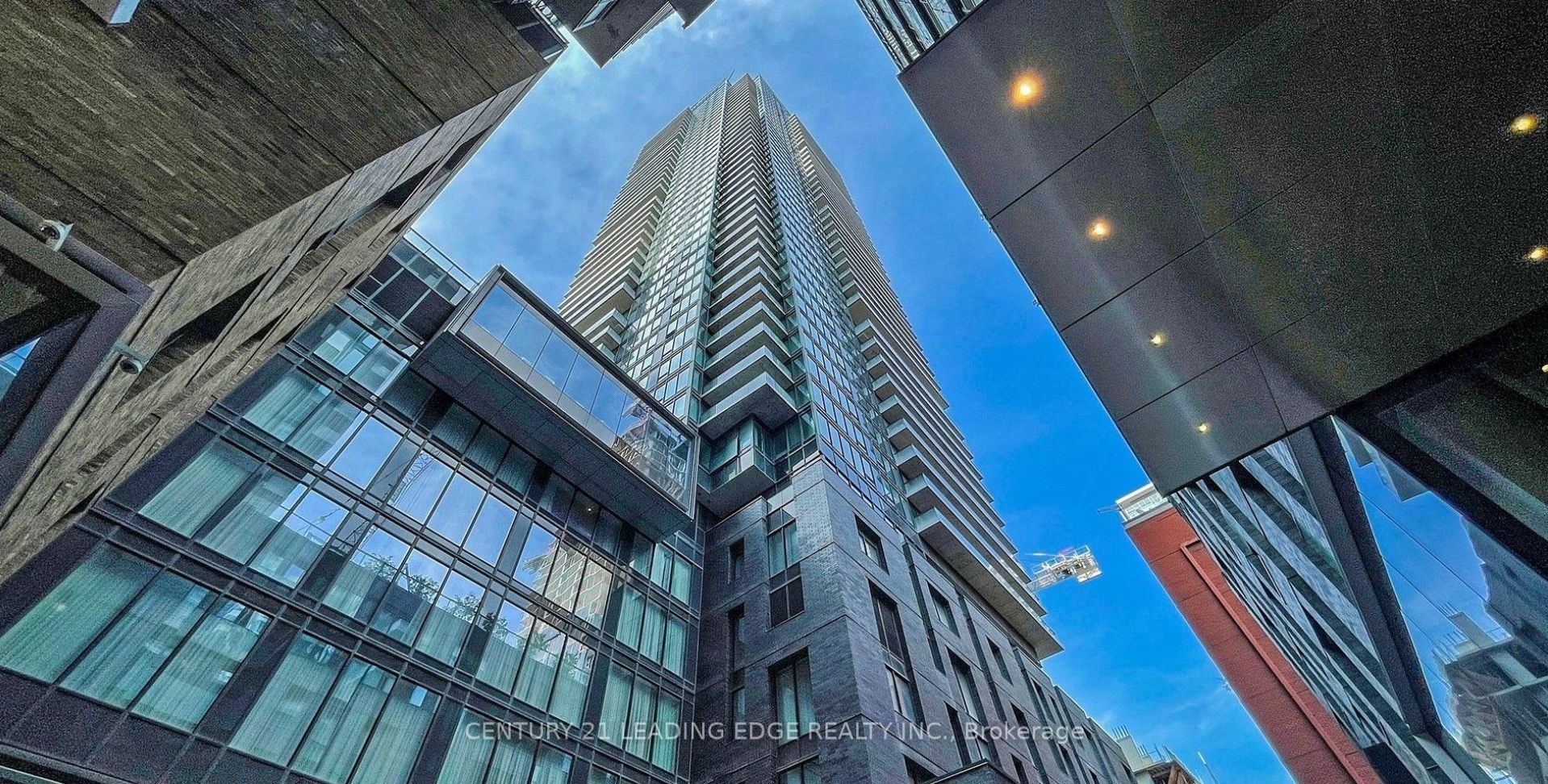3303-125 Blue Jays Way, Toronto, ON, M5V 0N5 - 4