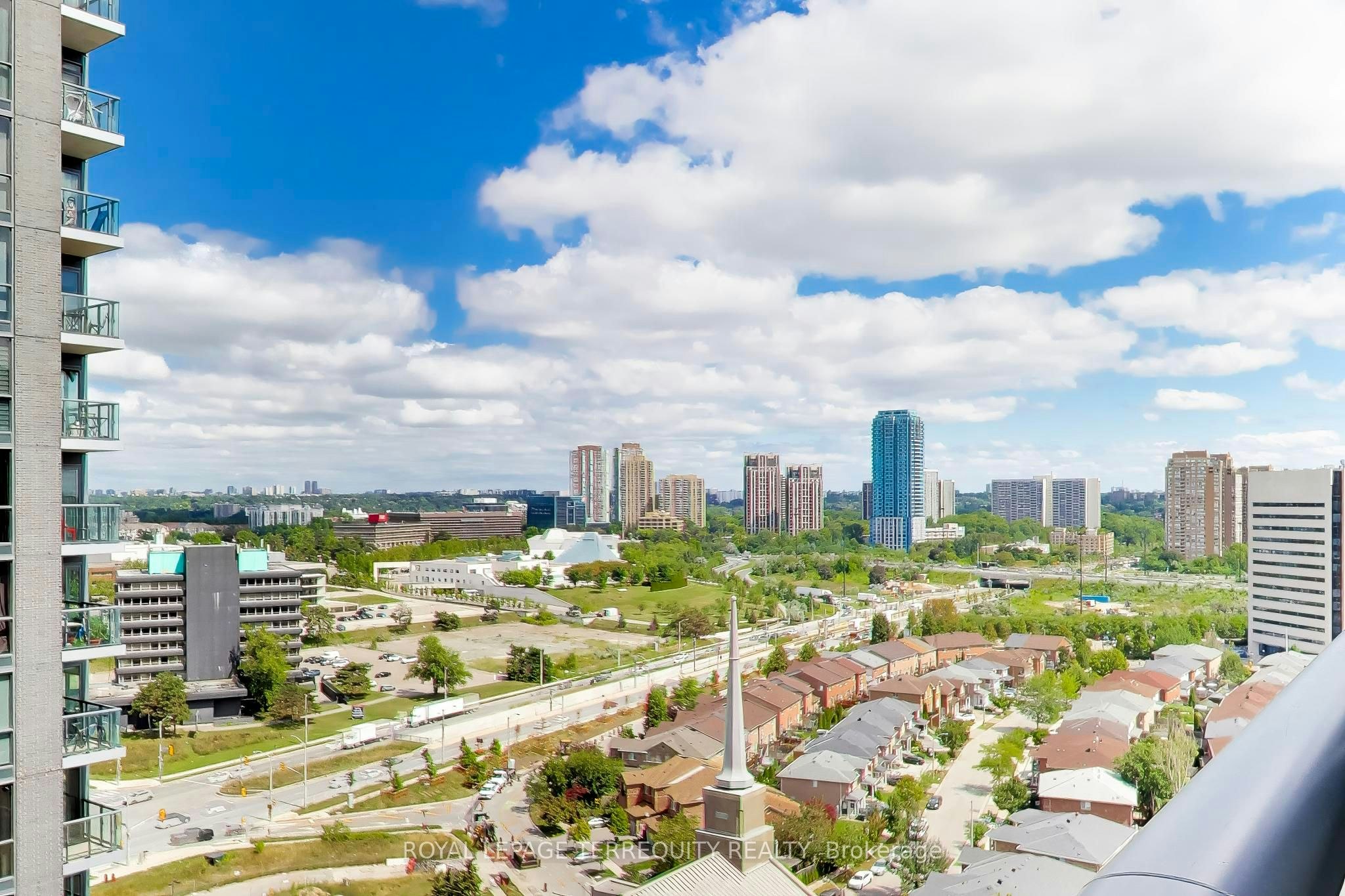 1803-2 Sonic Way, Toronto, ON, M3C 0P2 - 21