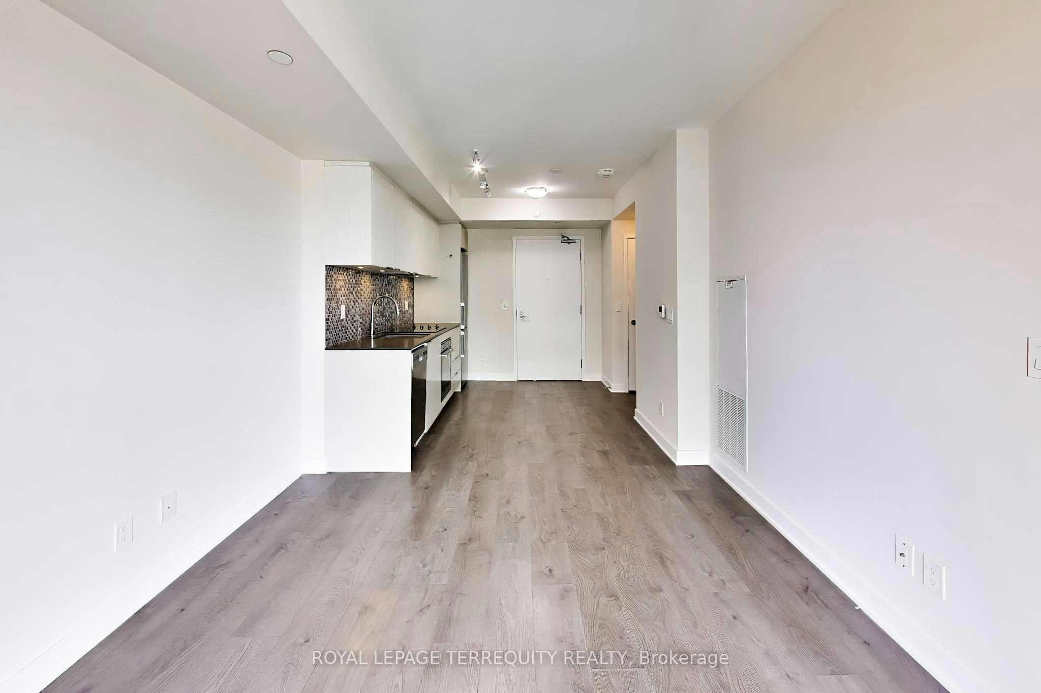 1803-2 Sonic Way, Toronto, ON, M3C 0P2 - 9