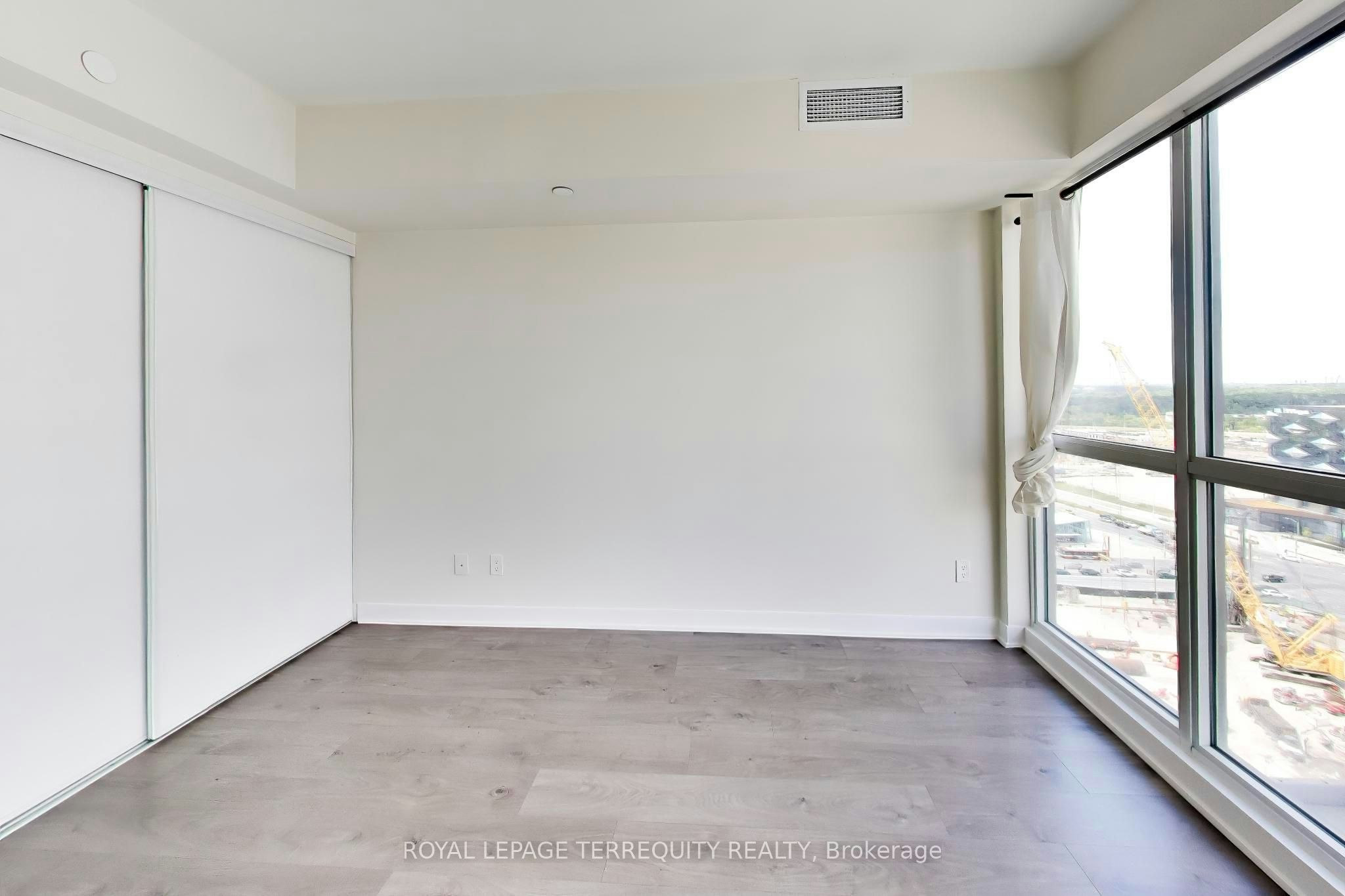 1803-2 Sonic Way, Toronto, ON, M3C 0P2 - 13