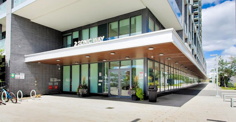 1803-2 Sonic Way, Toronto, ON, M3C 0P2 - 4