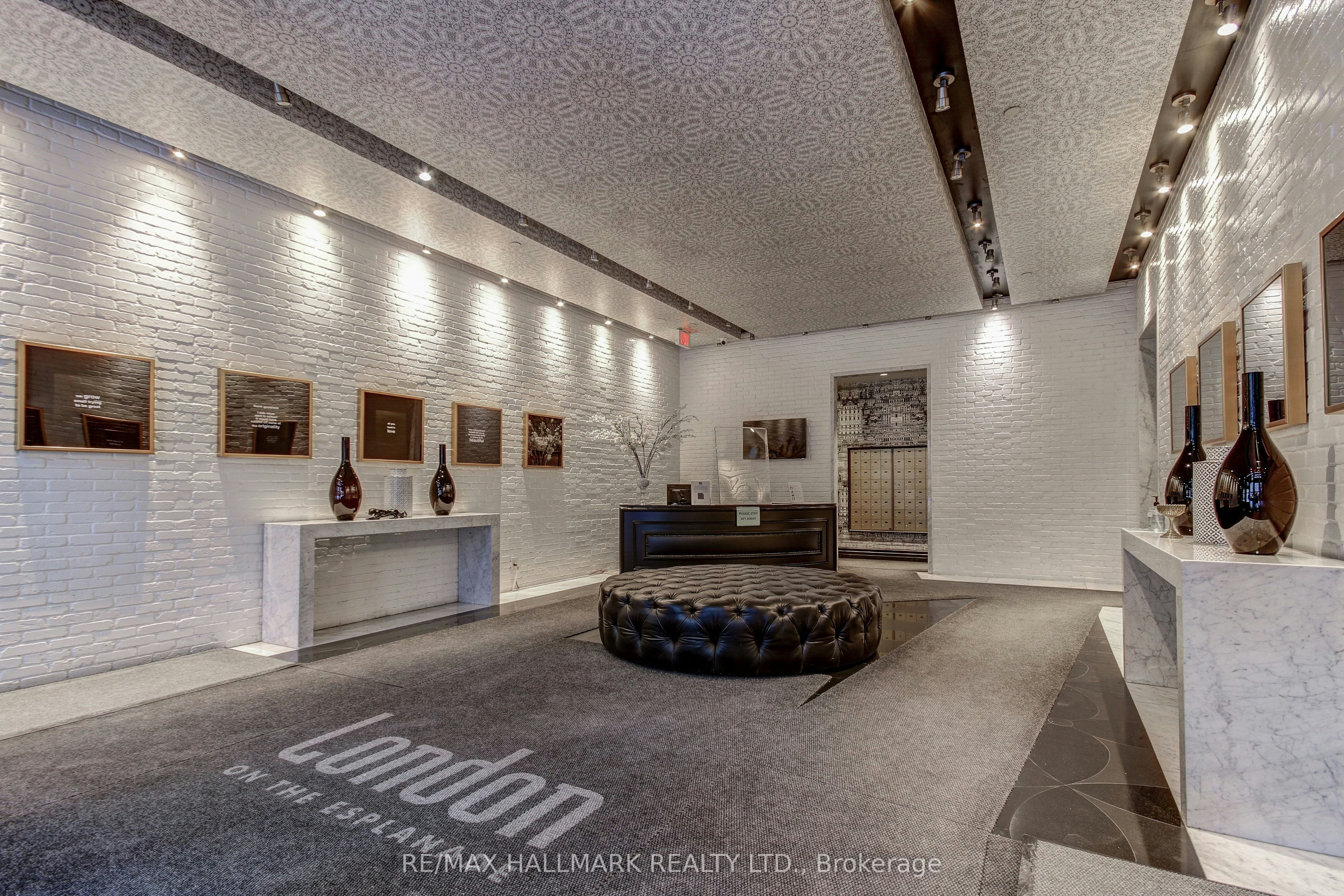 421-38 The Esplanade Street, Toronto, ON, M5E 1A5 - 3