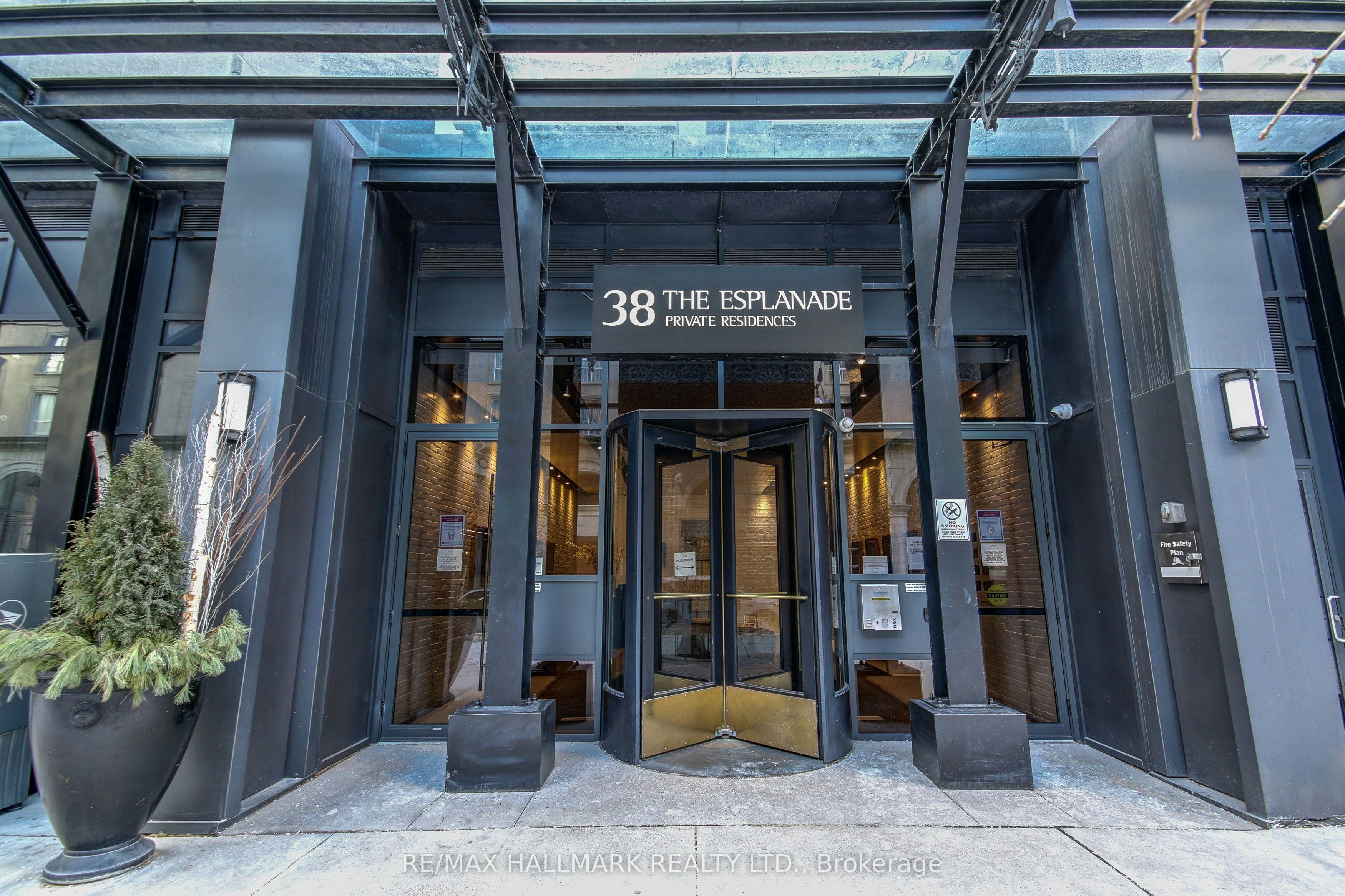 421-38 The Esplanade Street, Toronto, ON, M5E 1A5 - 2