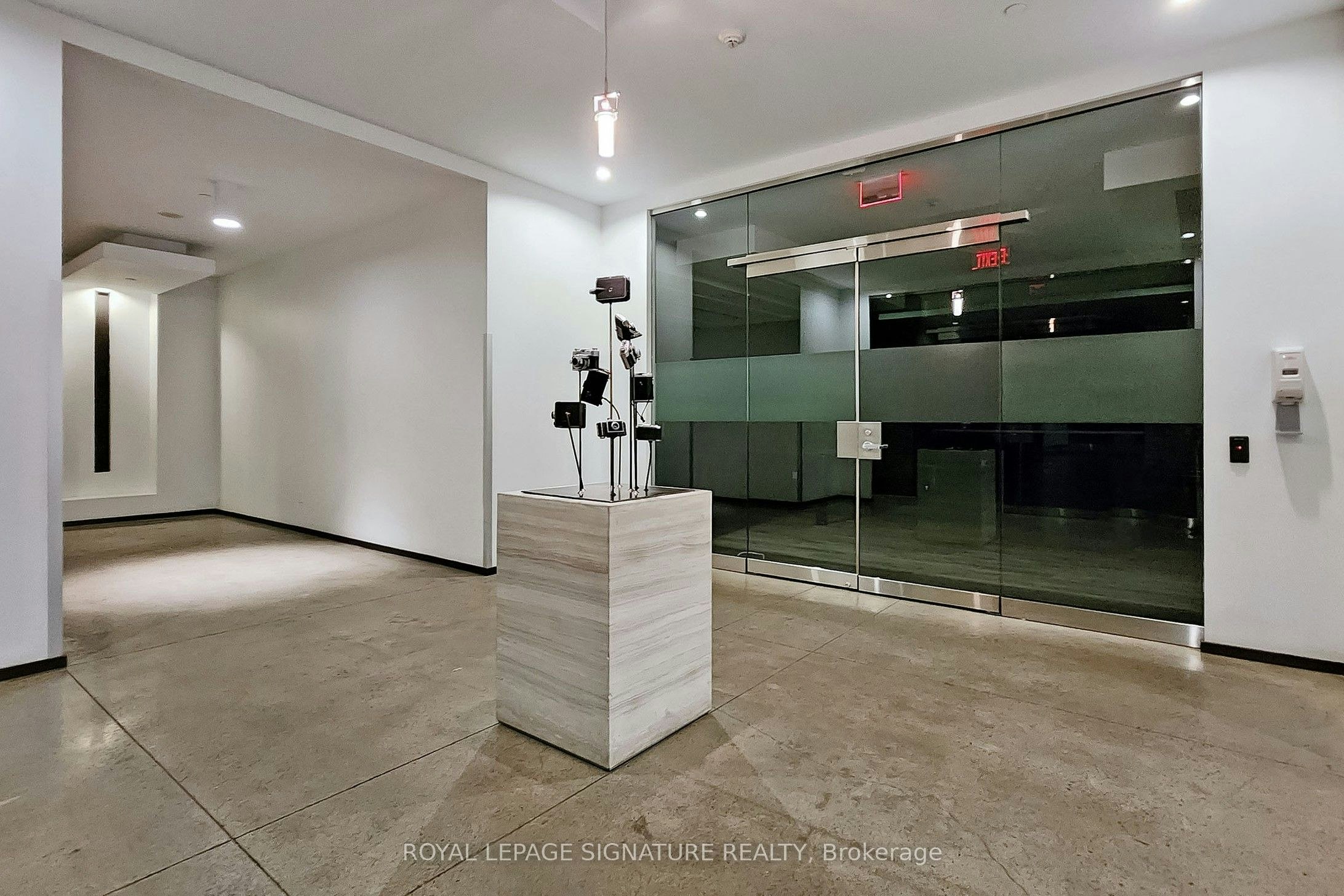 844-1030 King Street W, Toronto, ON, M6K 0B4 - 3
