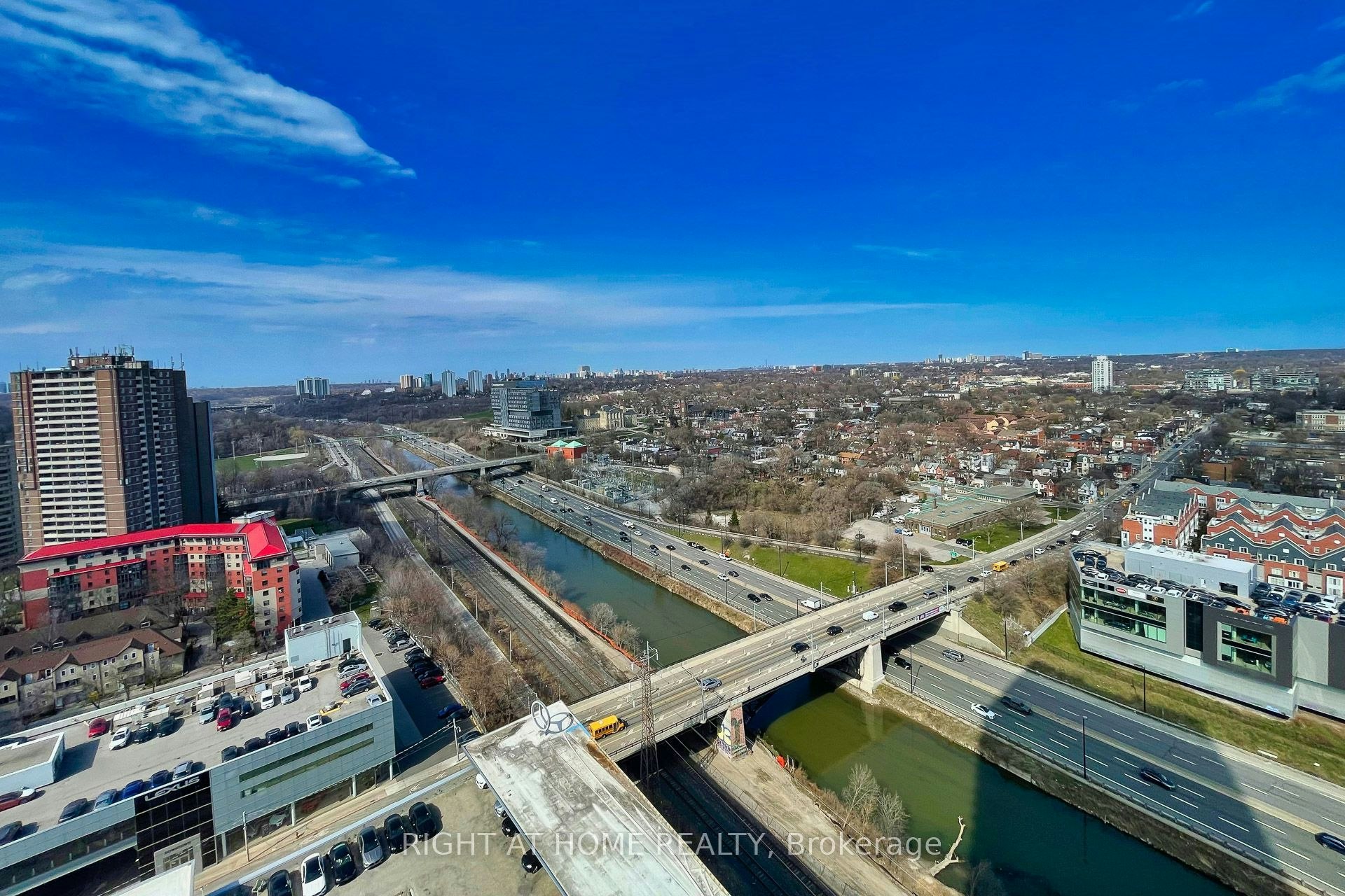 2211-5 Defries Street, Toronto, ON, M5A 0W7 - 15