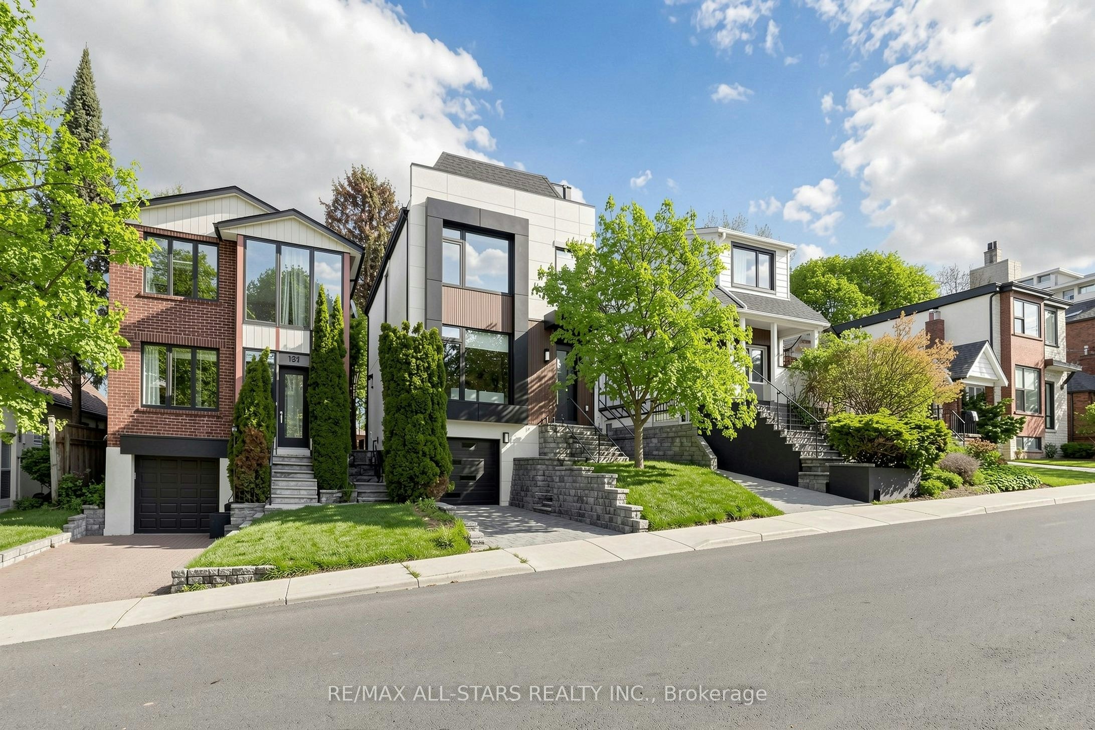 127 Banff Road, Toronto, ON, M4P 2P6