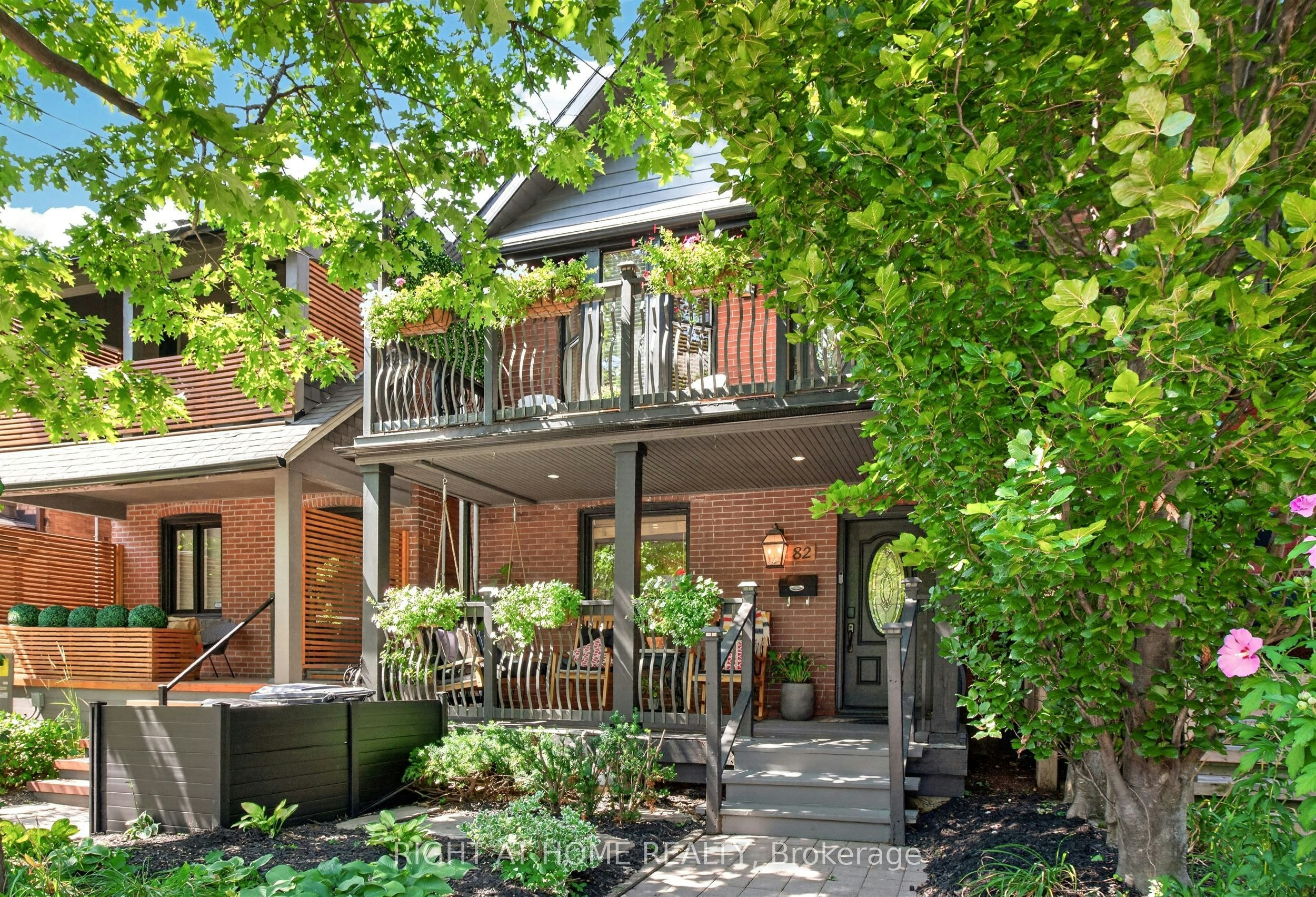 82 Arlington Avenue, Toronto, ON, M6G 3L1 - 4