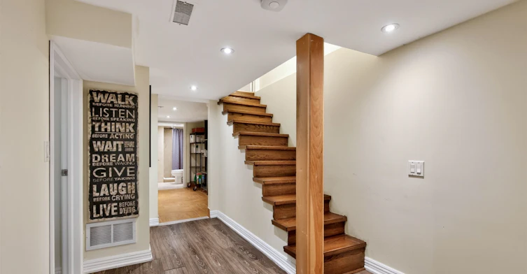82 Arlington Avenue, Toronto, ON, M6G 3L1 - 32