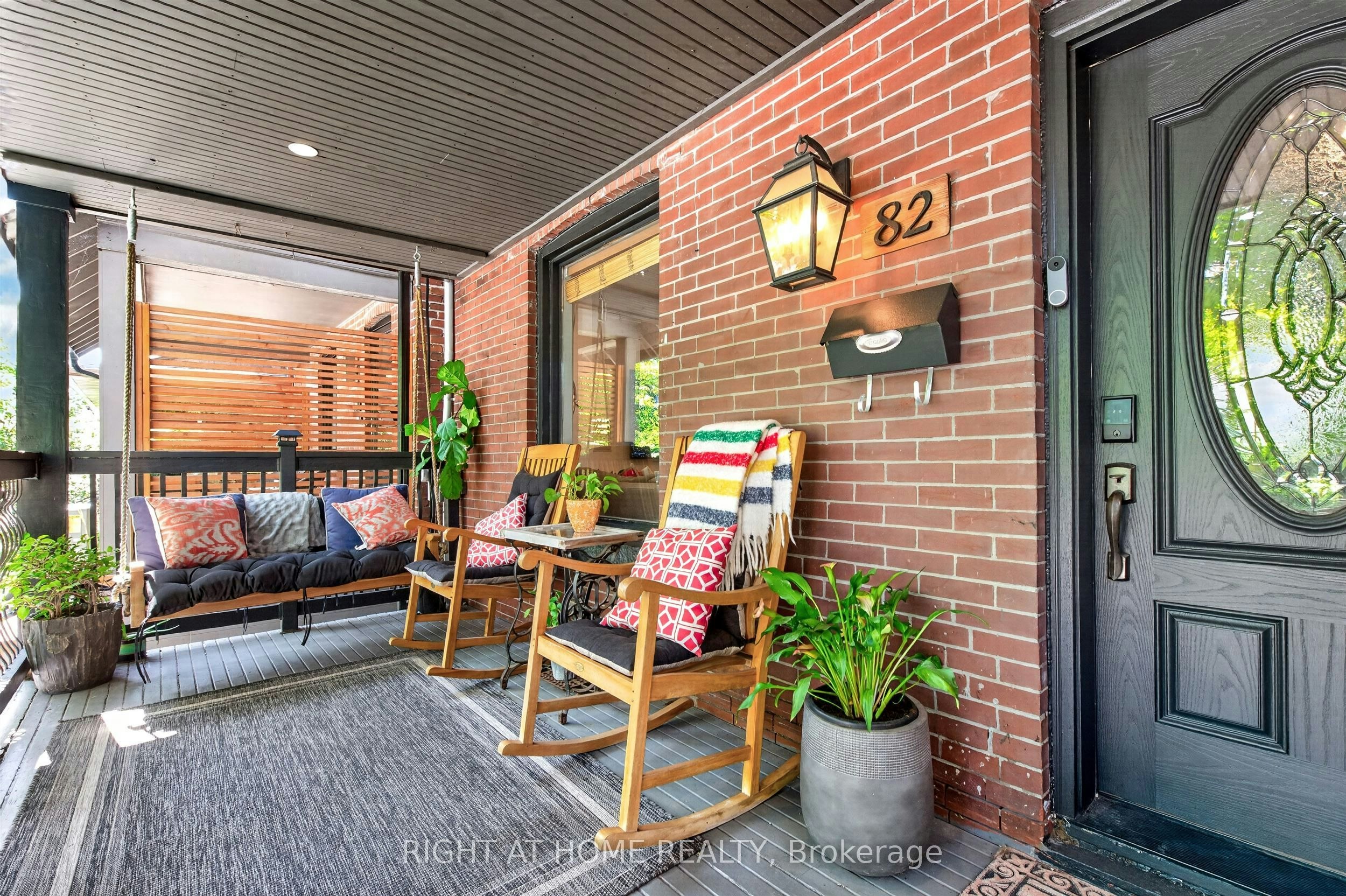 82 Arlington Avenue, Toronto, ON, M6G 3L1 - 3