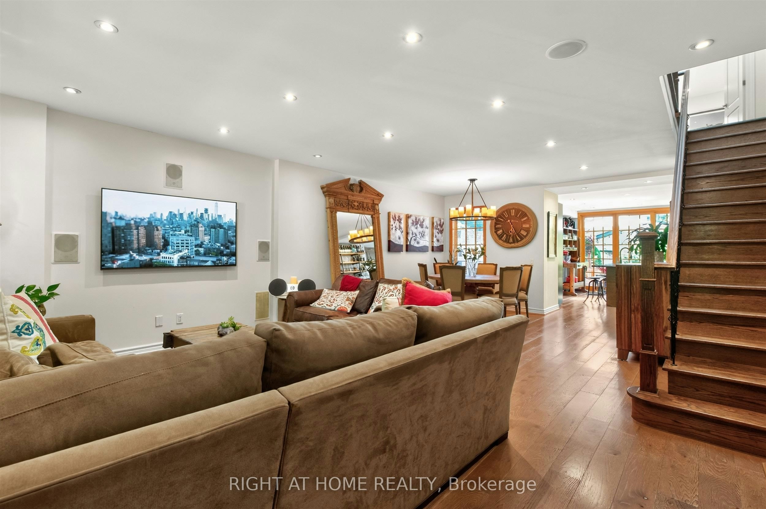82 Arlington Avenue, Toronto, ON, M6G 3L1 - 6