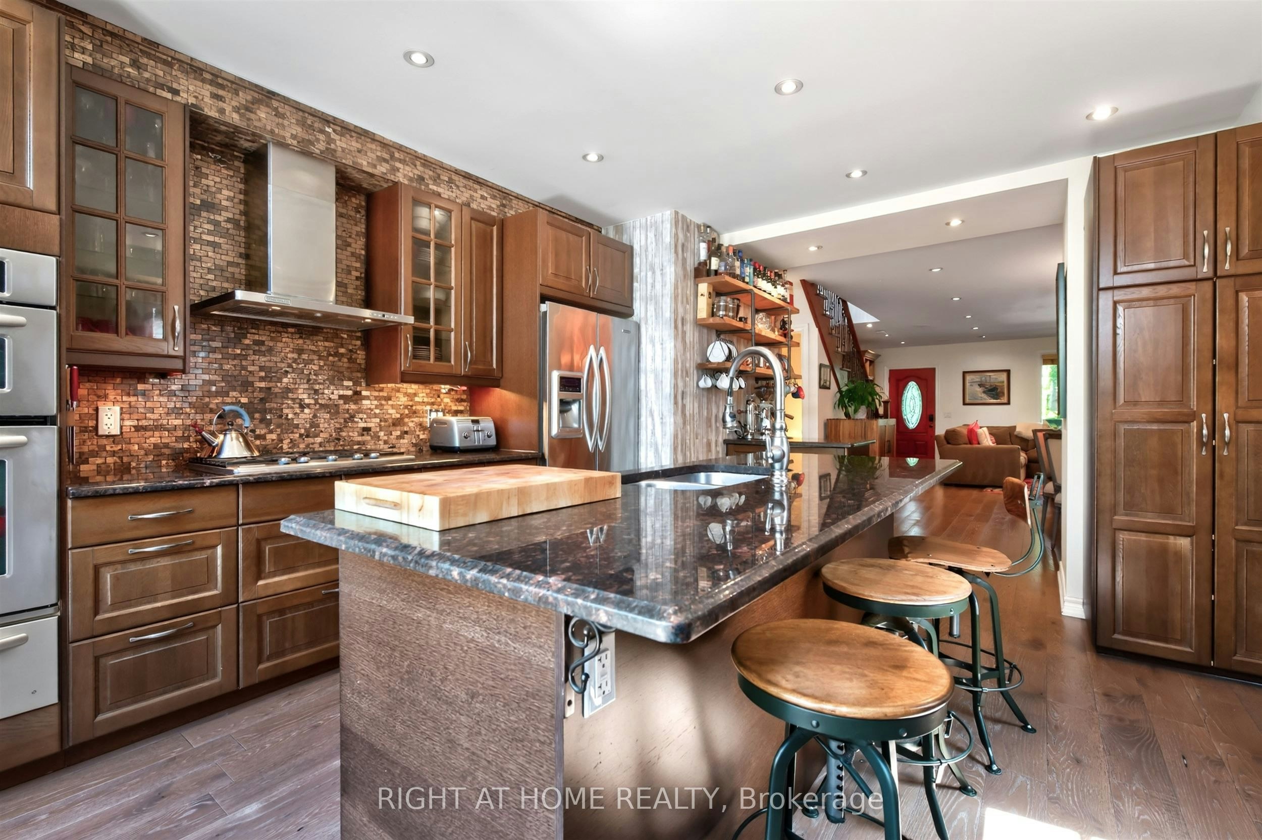 82 Arlington Avenue, Toronto, ON, M6G 3L1 - 17