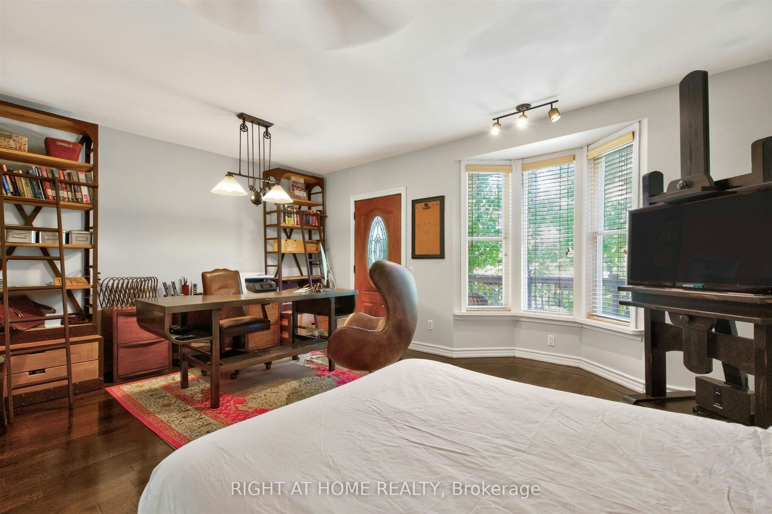 82 Arlington Avenue, Toronto, ON, M6G 3L1 - 26