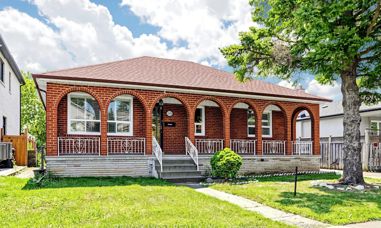 139 Ranee Avenue