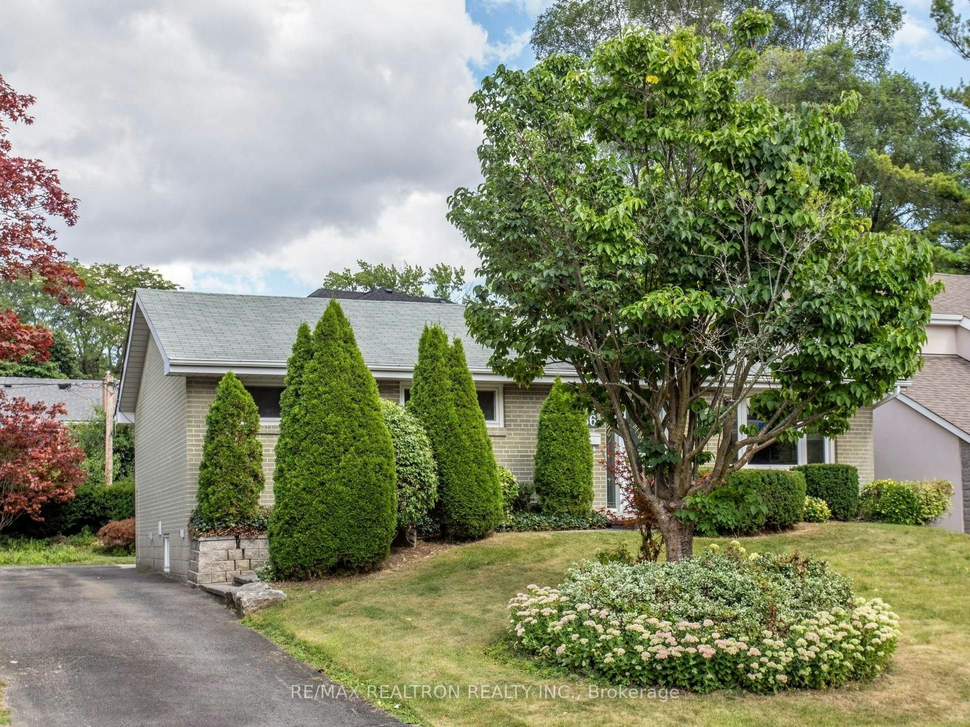56 Ternhill Crescent, Toronto, ON, M3C 2E5