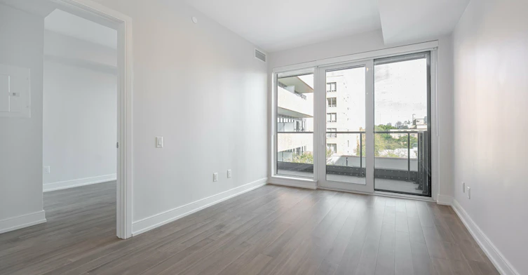 402-2525 Bathurst Street, Toronto, ON, M6B 2Y9 - 5