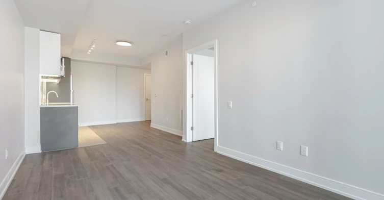 402-2525 Bathurst Street, Toronto, ON, M6B 2Y9 - 6