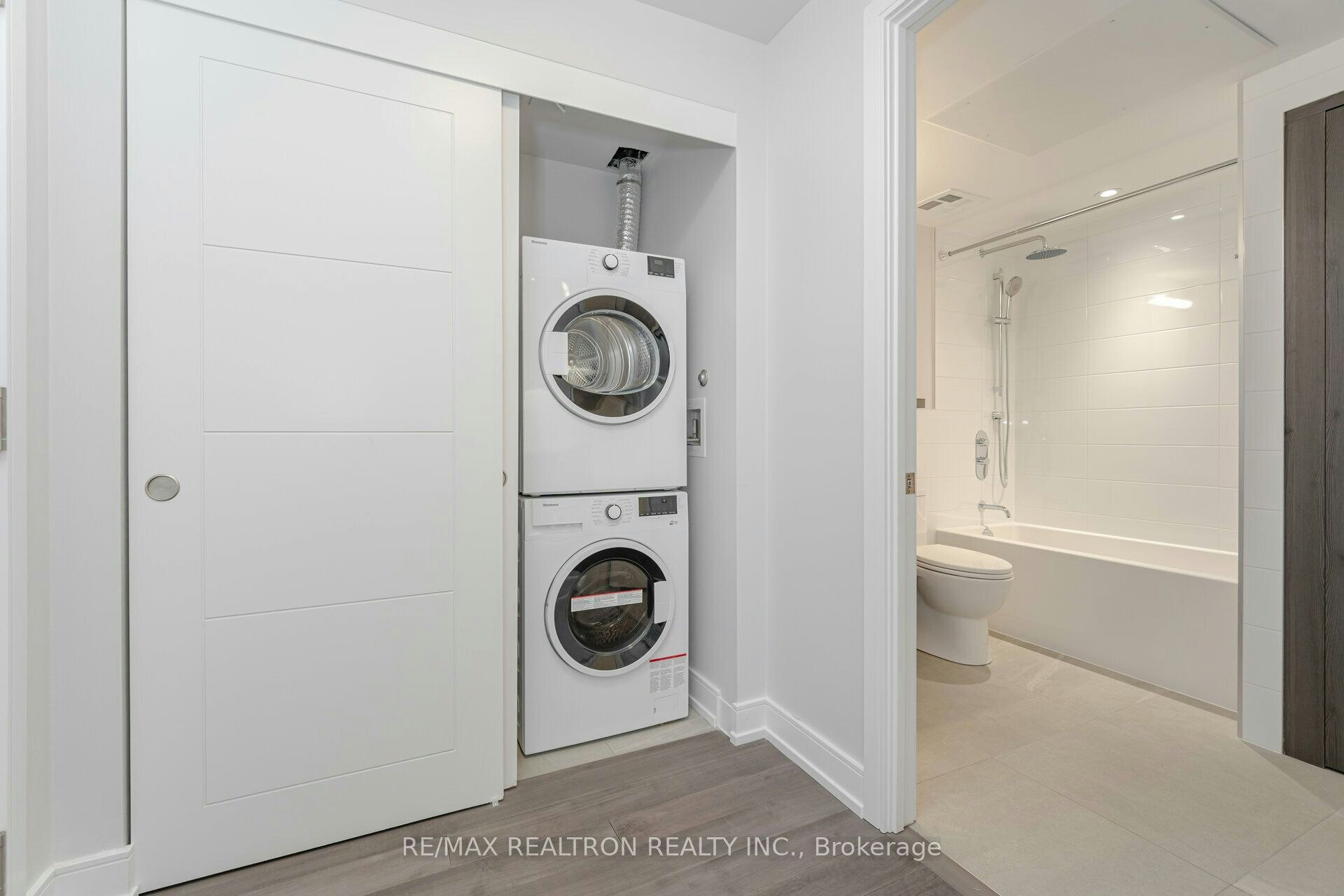 402-2525 Bathurst Street, Toronto, ON, M6B 2Y9 - 11