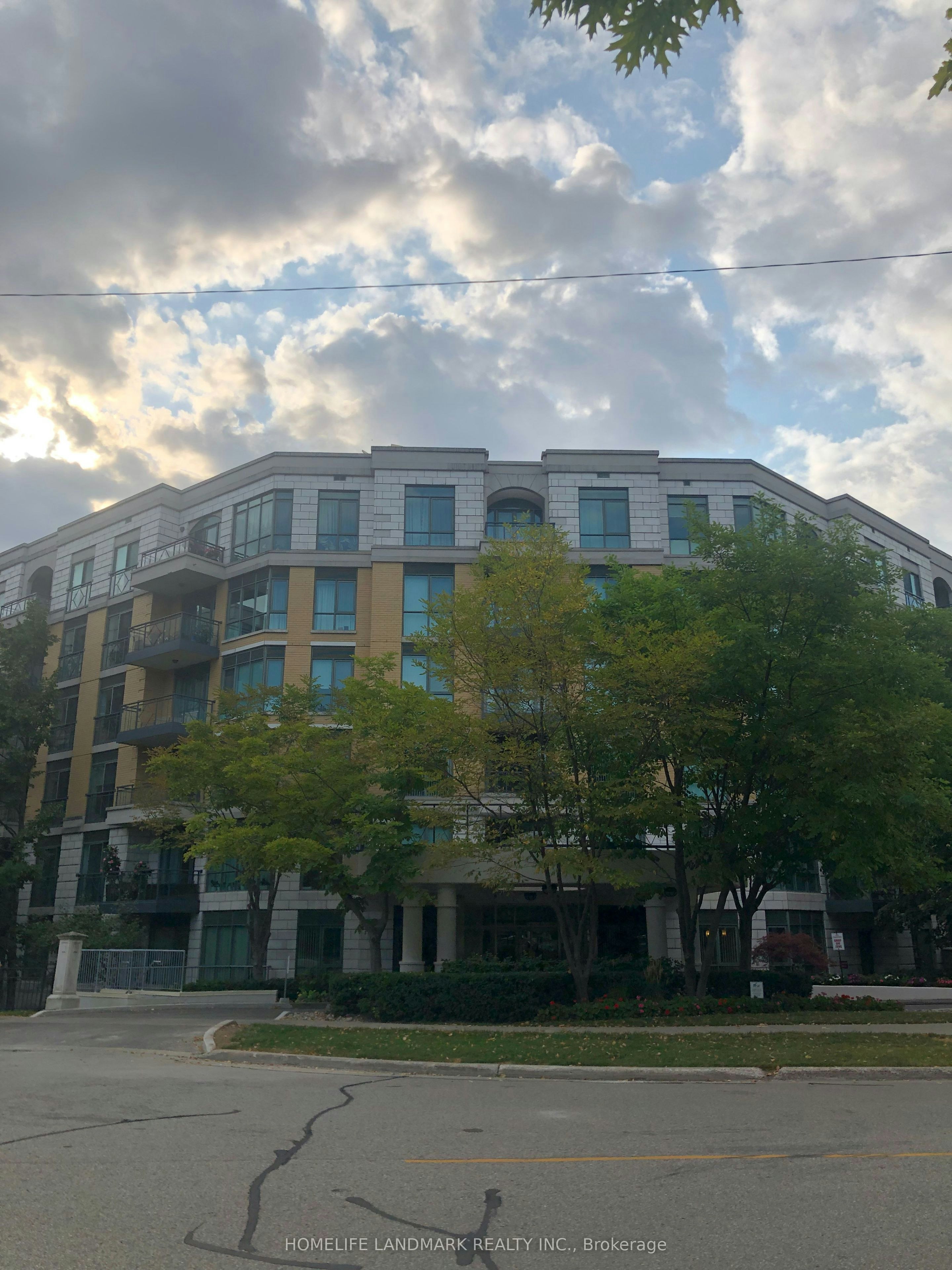 #515-11 William Carson Crescent, Toronto, ON, M2P 2G1 - 11
