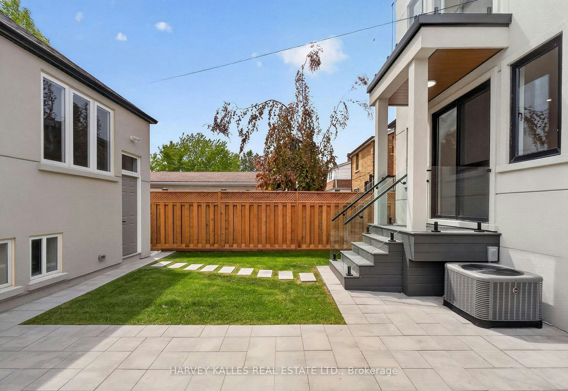 Garden Suite-249 Lauder Avenue, Toronto, ON, M6E 3H5 - 12