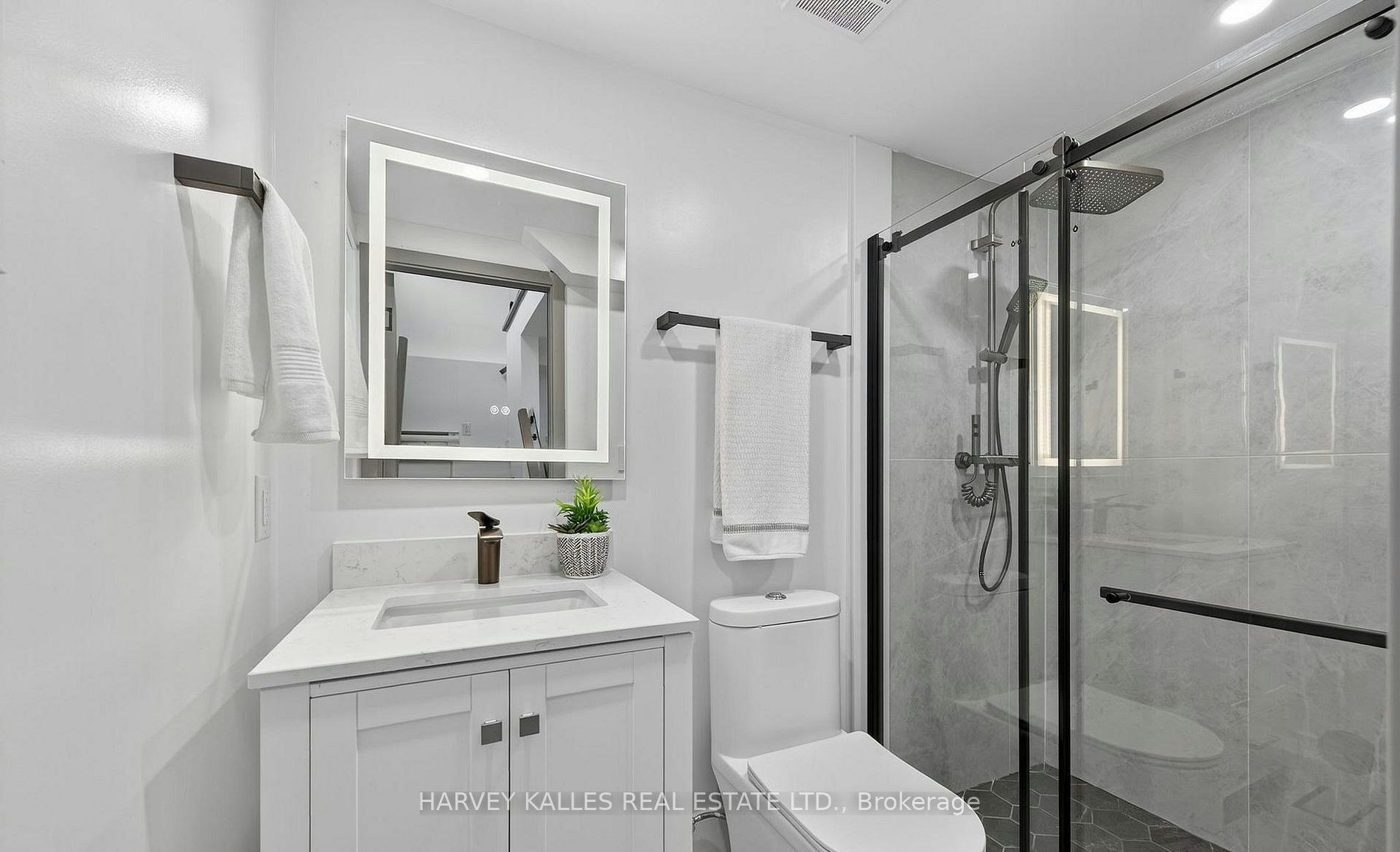 Garden Suite-249 Lauder Avenue, Toronto, ON, M6E 3H5 - 11