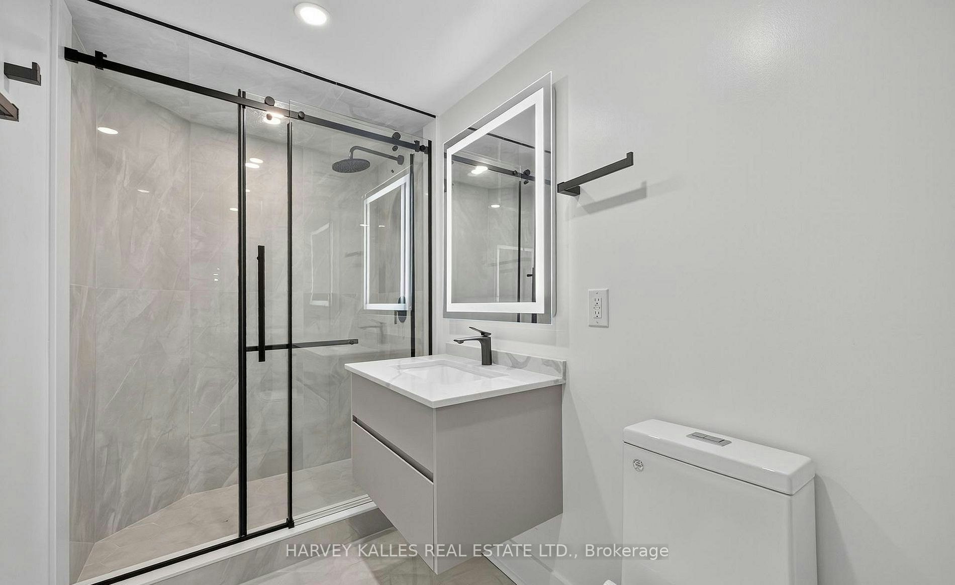 Lower Level-249 Lauder Avenue, Toronto, ON, M6E 3H5 - 6
