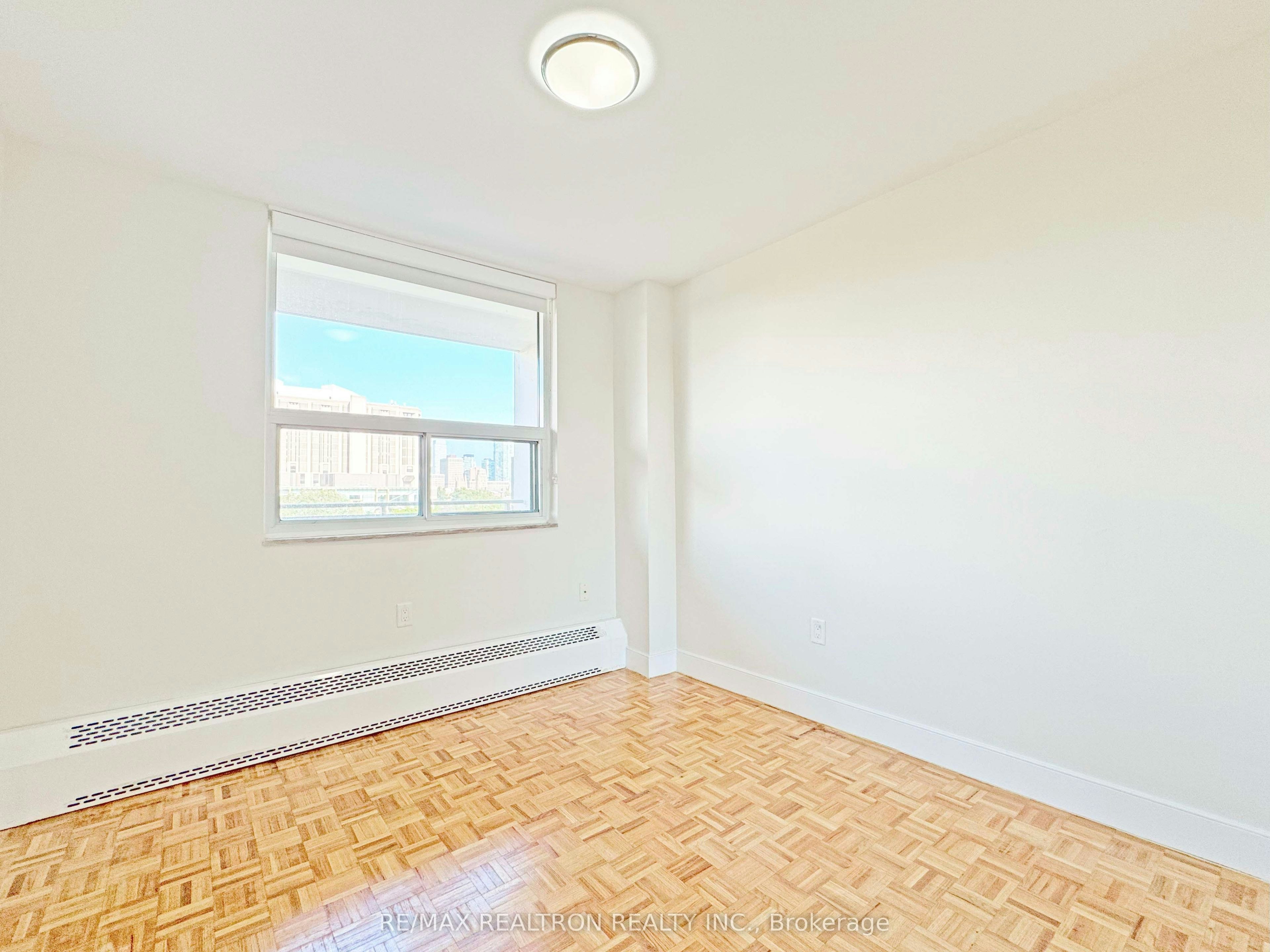 1106-666 Spadina Avenue, Toronto, ON, M5S 2H8 - 6