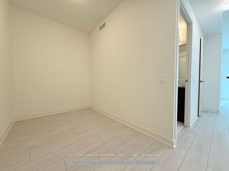 1703-4955 Yonge Street, Toronto, ON, M2N 5N6 - 3