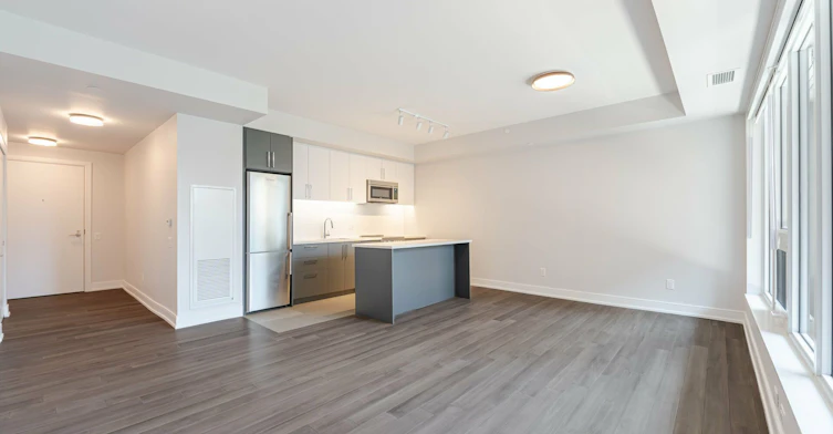 514-2525 Bathurst Street, Toronto, ON, M6B 2Y9 - 2