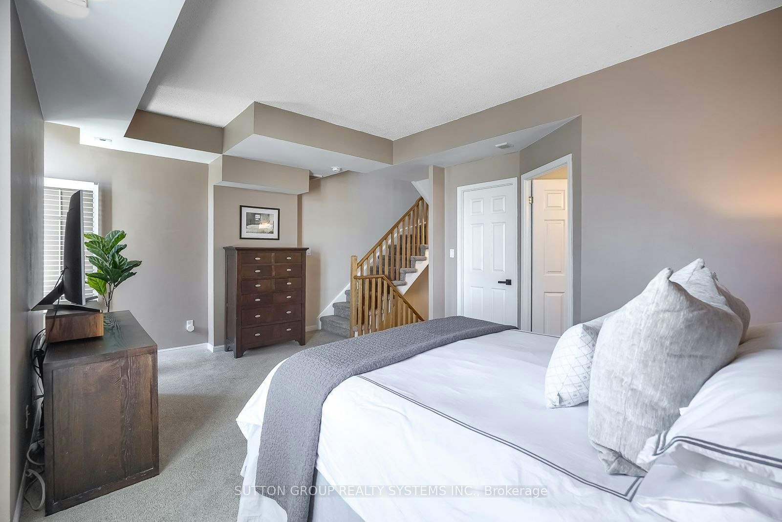 323-32 Stadium Road, Toronto, ON, M5V 3P4 - 29