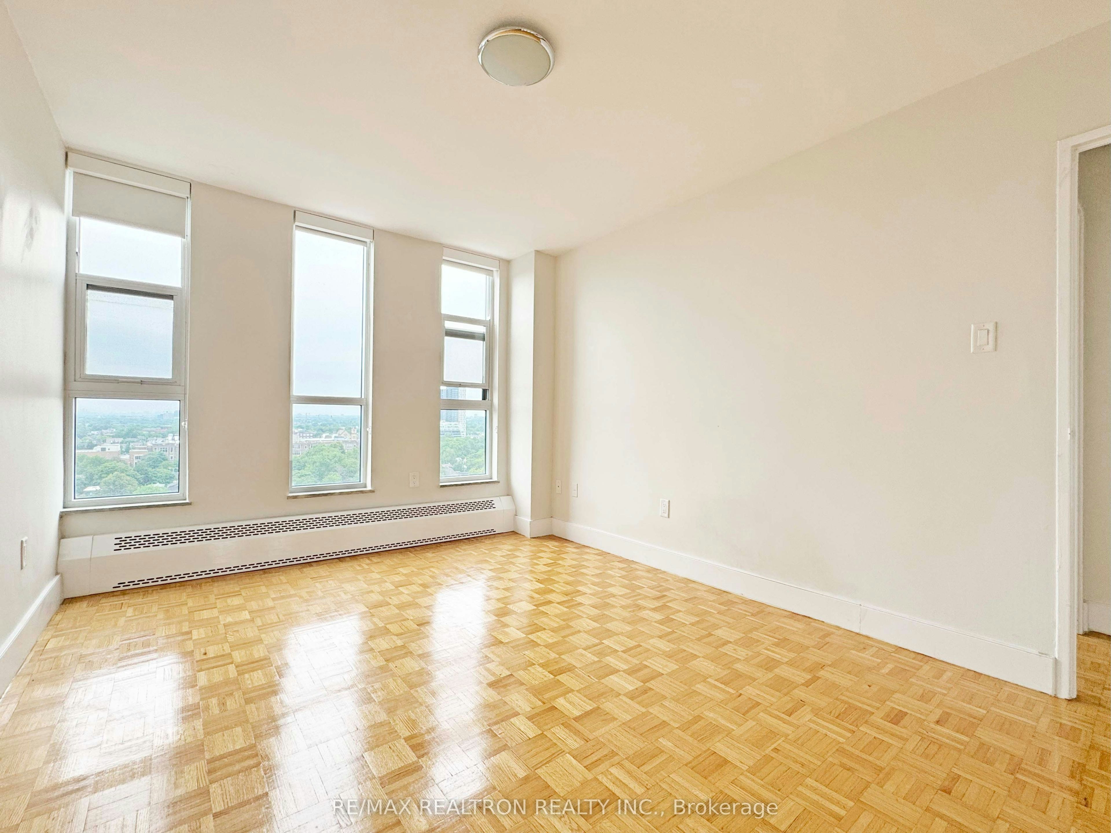 1611-666 Spadina Avenue, Toronto, ON, M5S 2H8 - 6