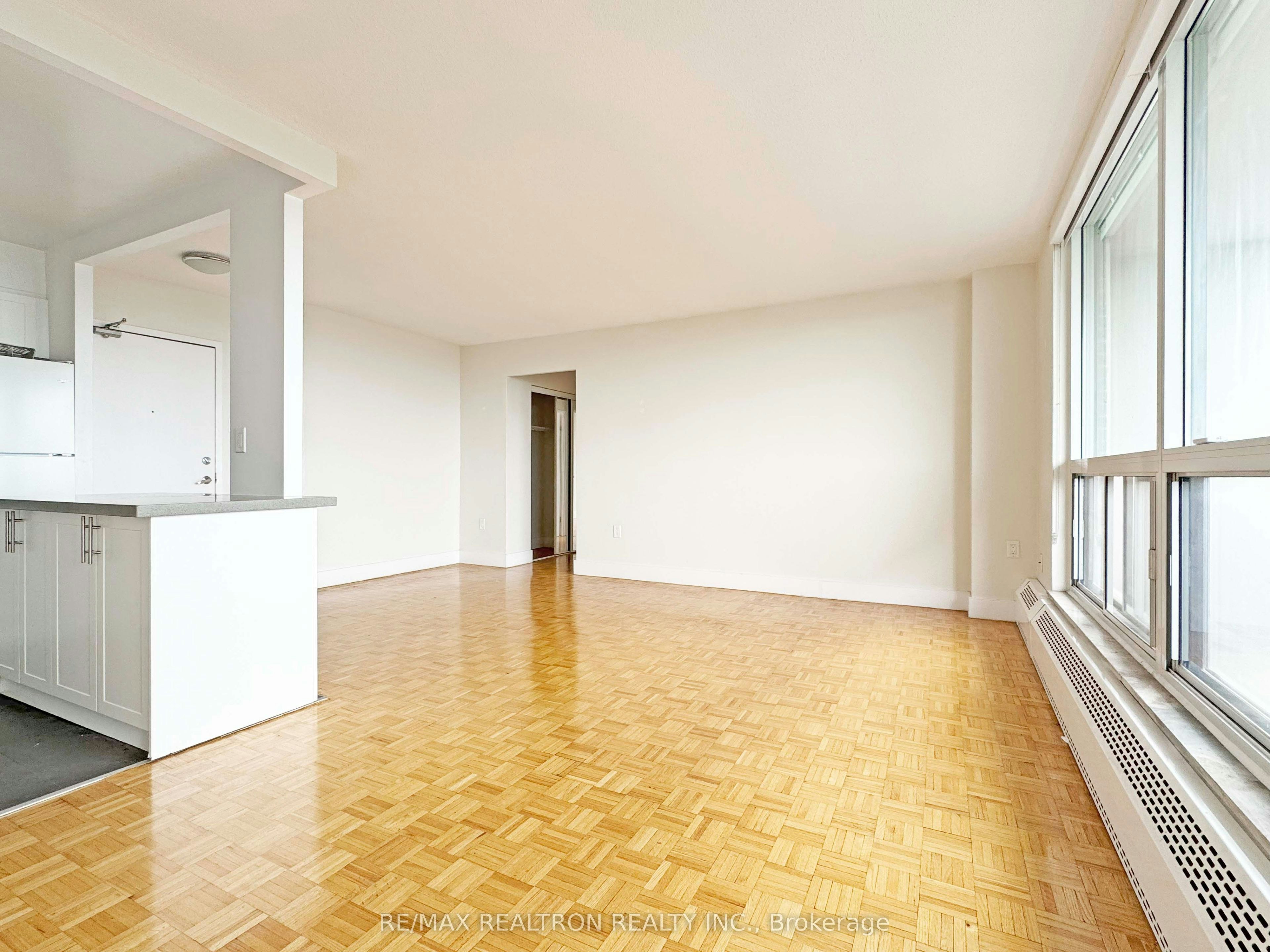 1611-666 Spadina Avenue, Toronto, ON, M5S 2H8 - 3