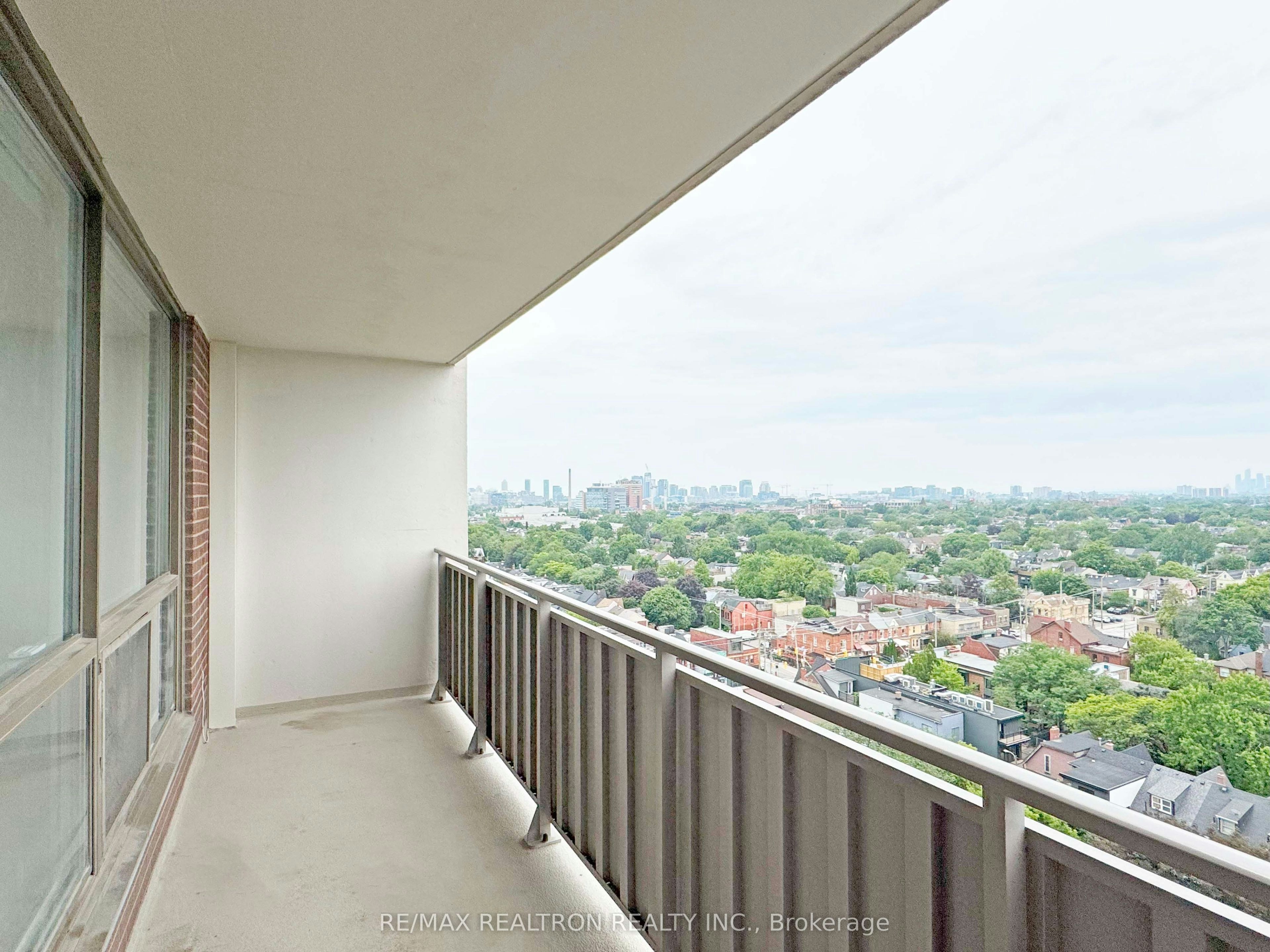 1611-666 Spadina Avenue, Toronto, ON, M5S 2H8 - 12