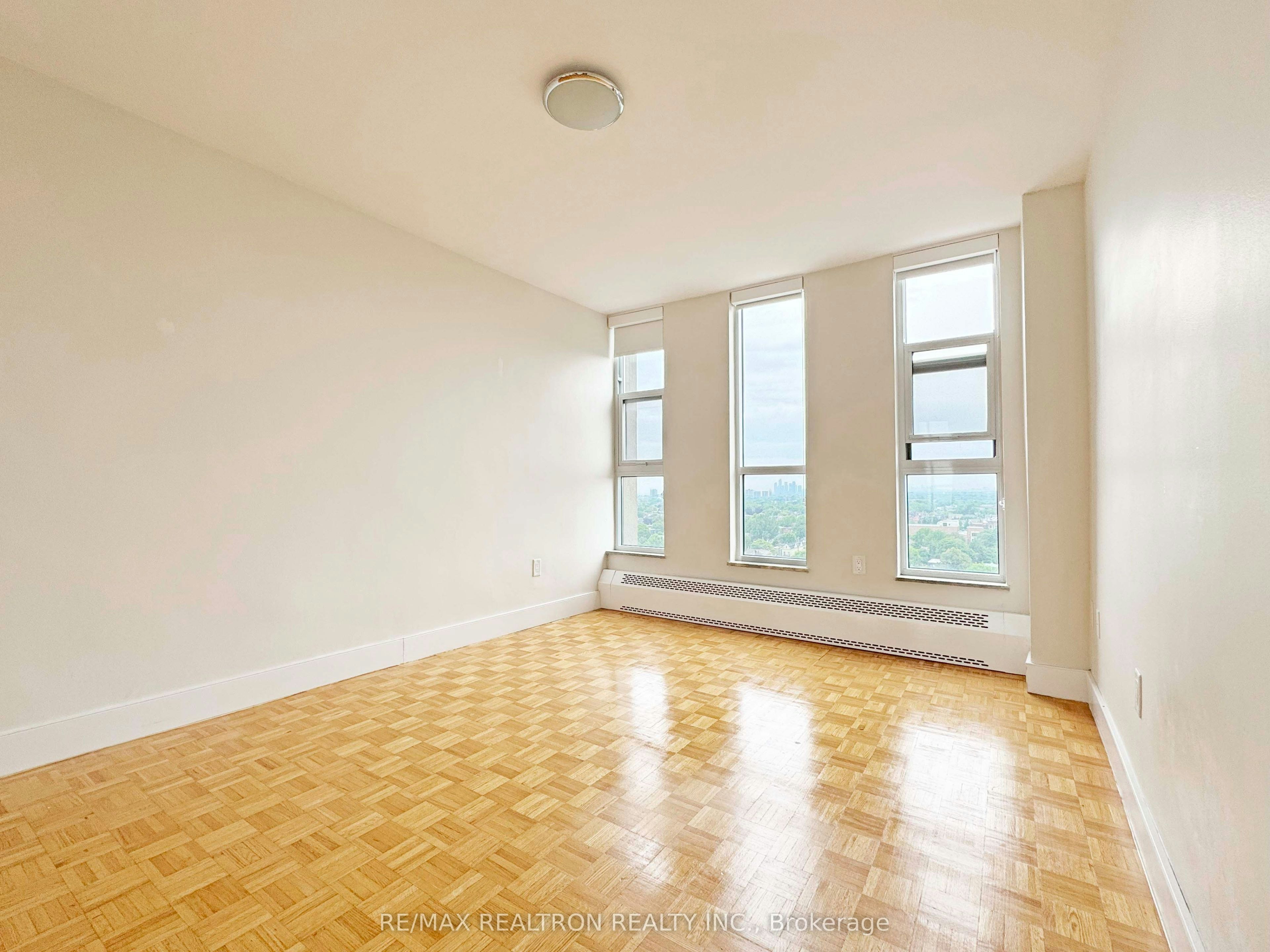 1611-666 Spadina Avenue, Toronto, ON, M5S 2H8 - 5