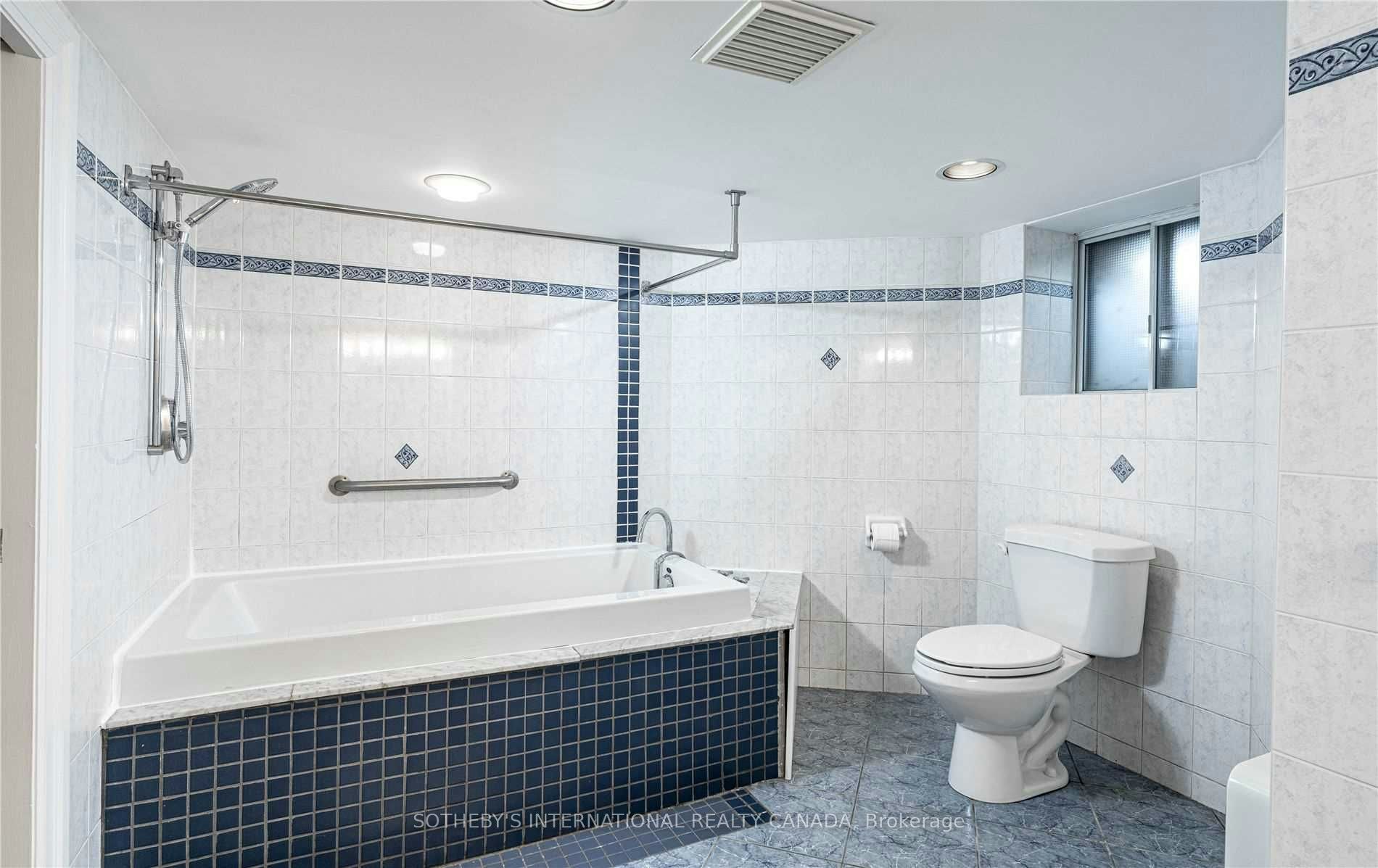 Lower-213 Shaw Street, Toronto, ON, M6J 2W7 - 5