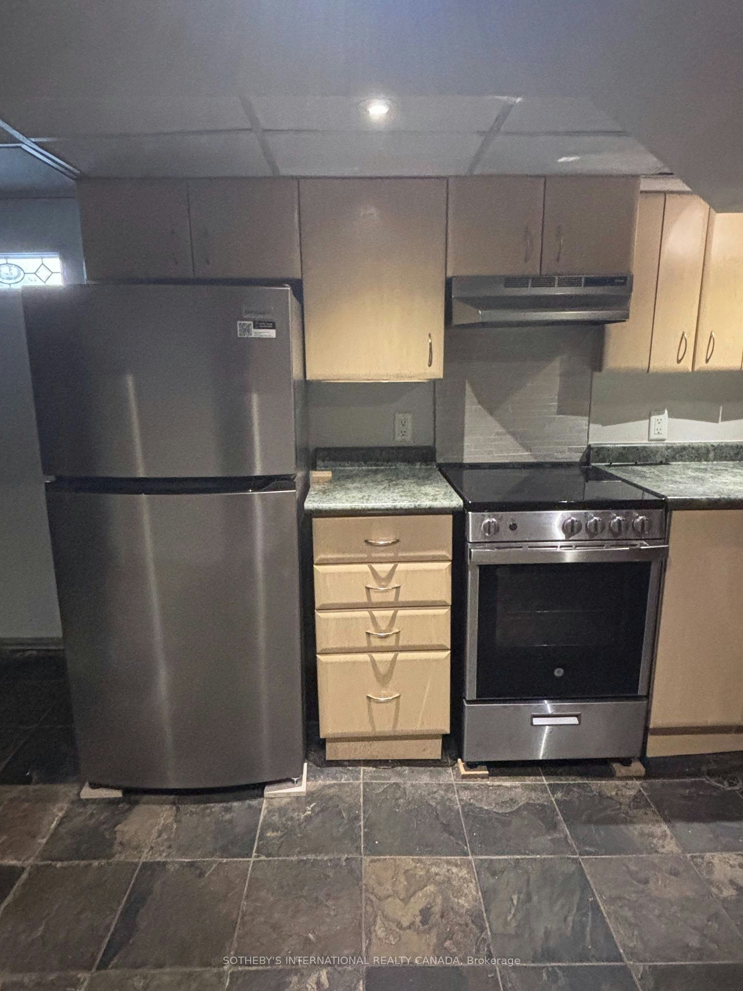 Lower-213 Shaw Street, Toronto, ON, M6J 2W7 - 7