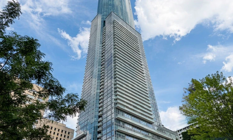 6101-388 Yonge Street