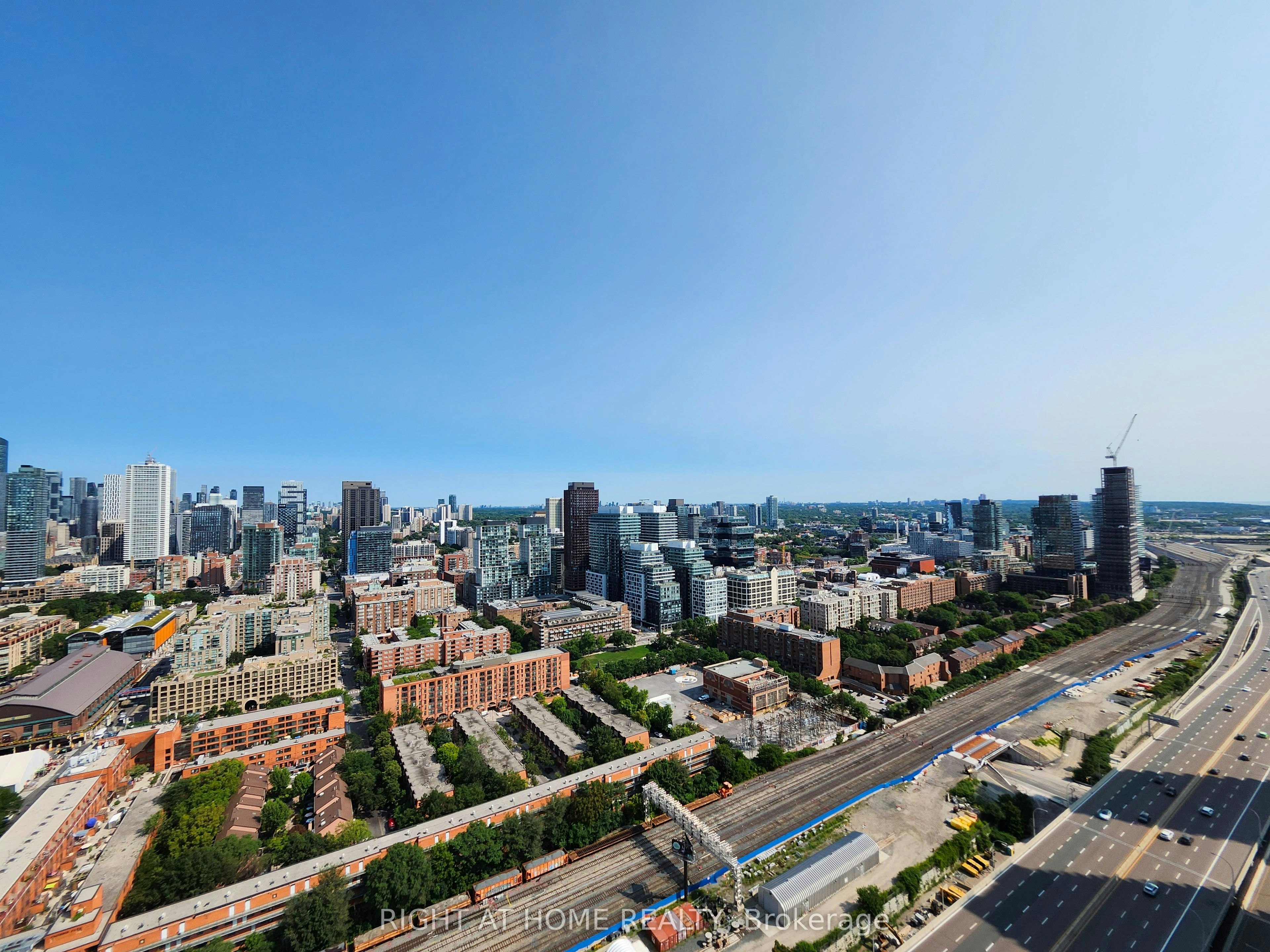 3210-20 Richardson Street, Toronto, ON, M5A 0S6 - 3