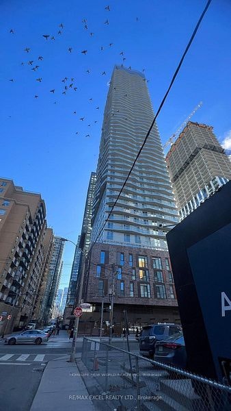 2210-100 Dalhousie Street, Toronto, ON, M5B 0C7